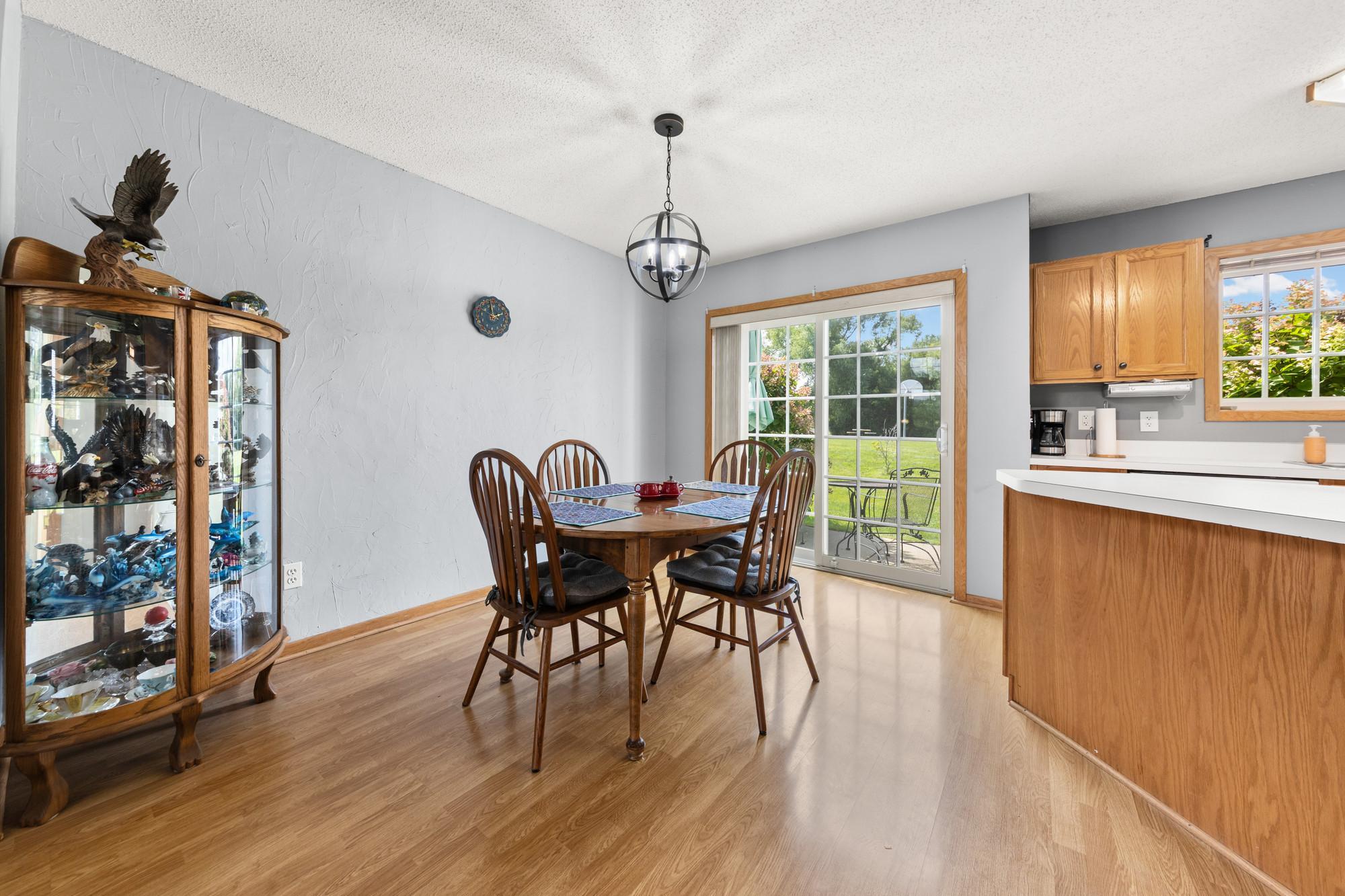 View of Residential at 446 Mission Hills Way, Chanhassen MN 55317, Chanhassen (14 of 32) - Mike Wilen | Minnesota Team Real Estate
