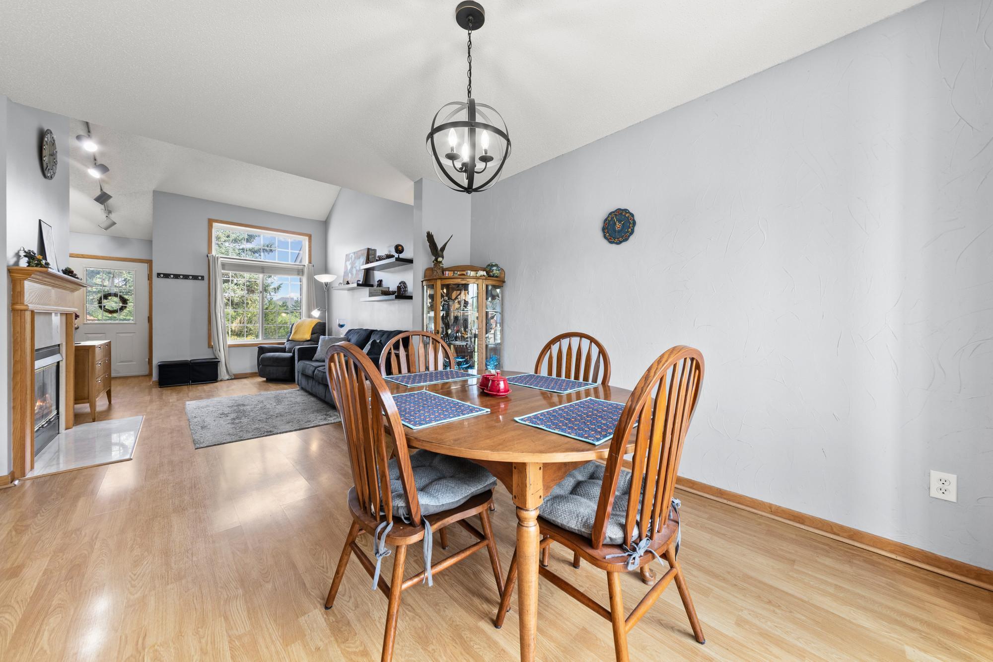 View of Residential at 446 Mission Hills Way, Chanhassen MN 55317, Chanhassen (12 of 32) - Mike Wilen | Minnesota Team Real Estate