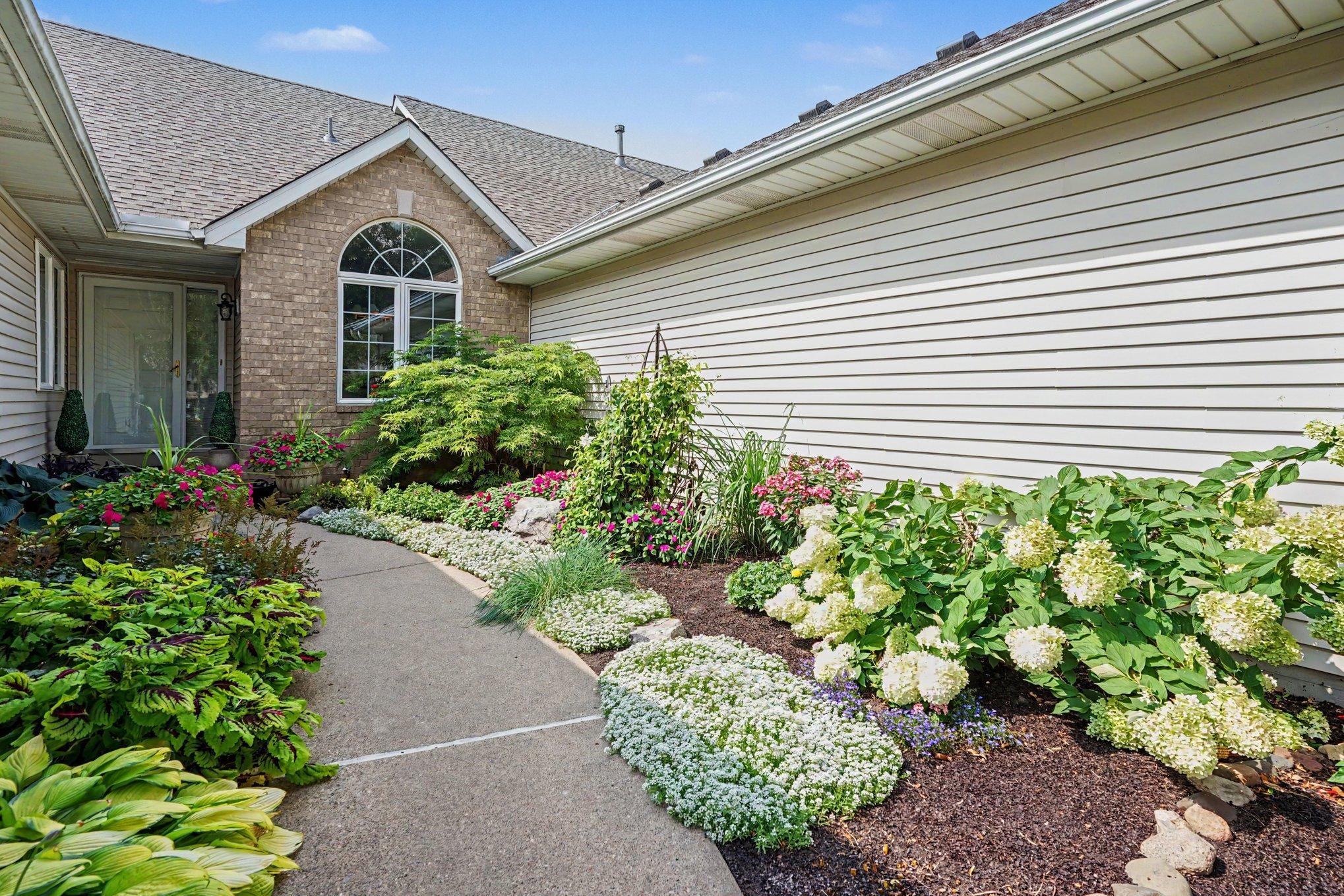 View of Residential at 13815 Falcon Avenue, Apple Valley MN 55124, Apple Valley (3 of 32) - Mike Wilen | Minnesota Team Real Estate