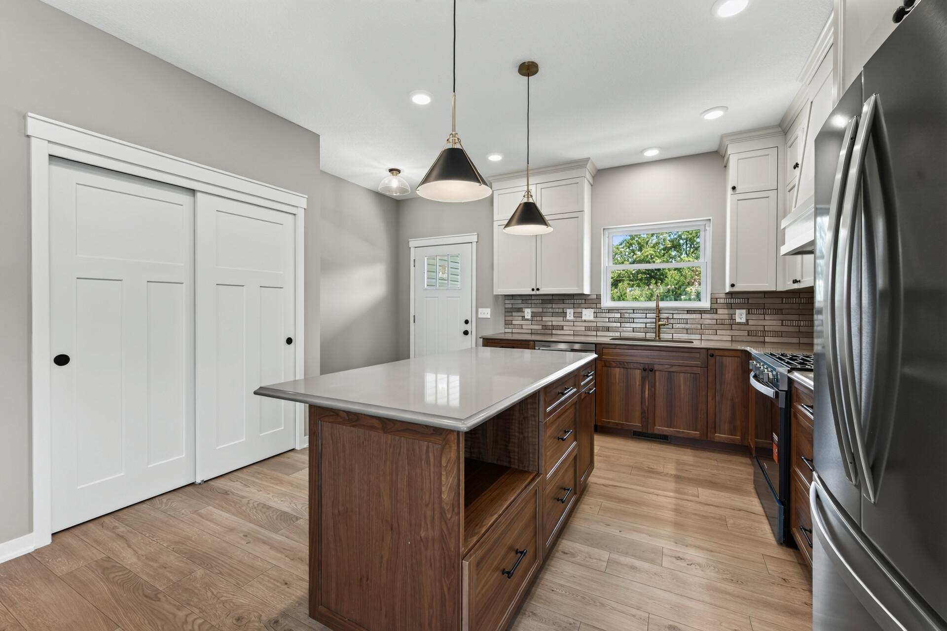 View of Residential at 2353 7th Ave, North Saint Paul MN 55109, North Saint Paul (7 of 30) - Mike Wilen | Minnesota Team Real Estate