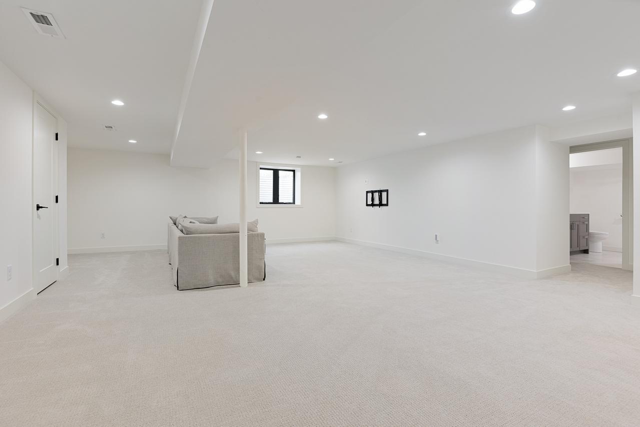 View of Residential at 6029 Abbott Avenue, Edina MN 55410, Edina (29 of 34) - Mike Wilen | Minnesota Team Real Estate