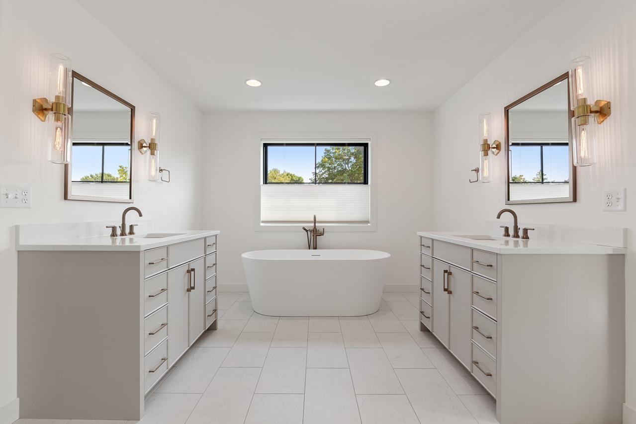 View of Residential at 6029 Abbott Avenue, Edina MN 55410, Edina (15 of 34) - Mike Wilen | Minnesota Team Real Estate