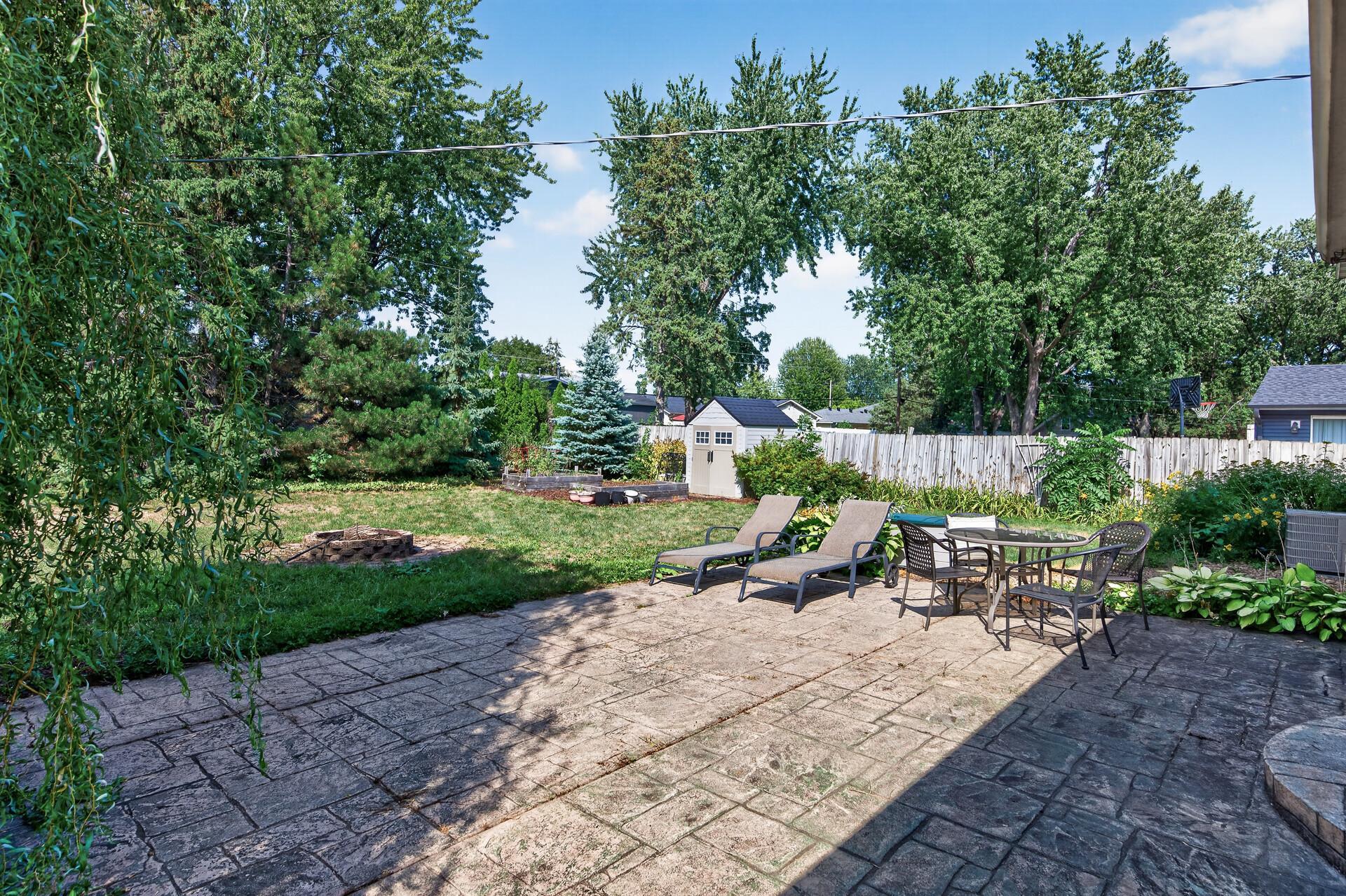 View of Residential at 958 Cortland Drive, Apple Valley MN 55124, Apple Valley (35 of 42) - Mike Wilen | Minnesota Team Real Estate