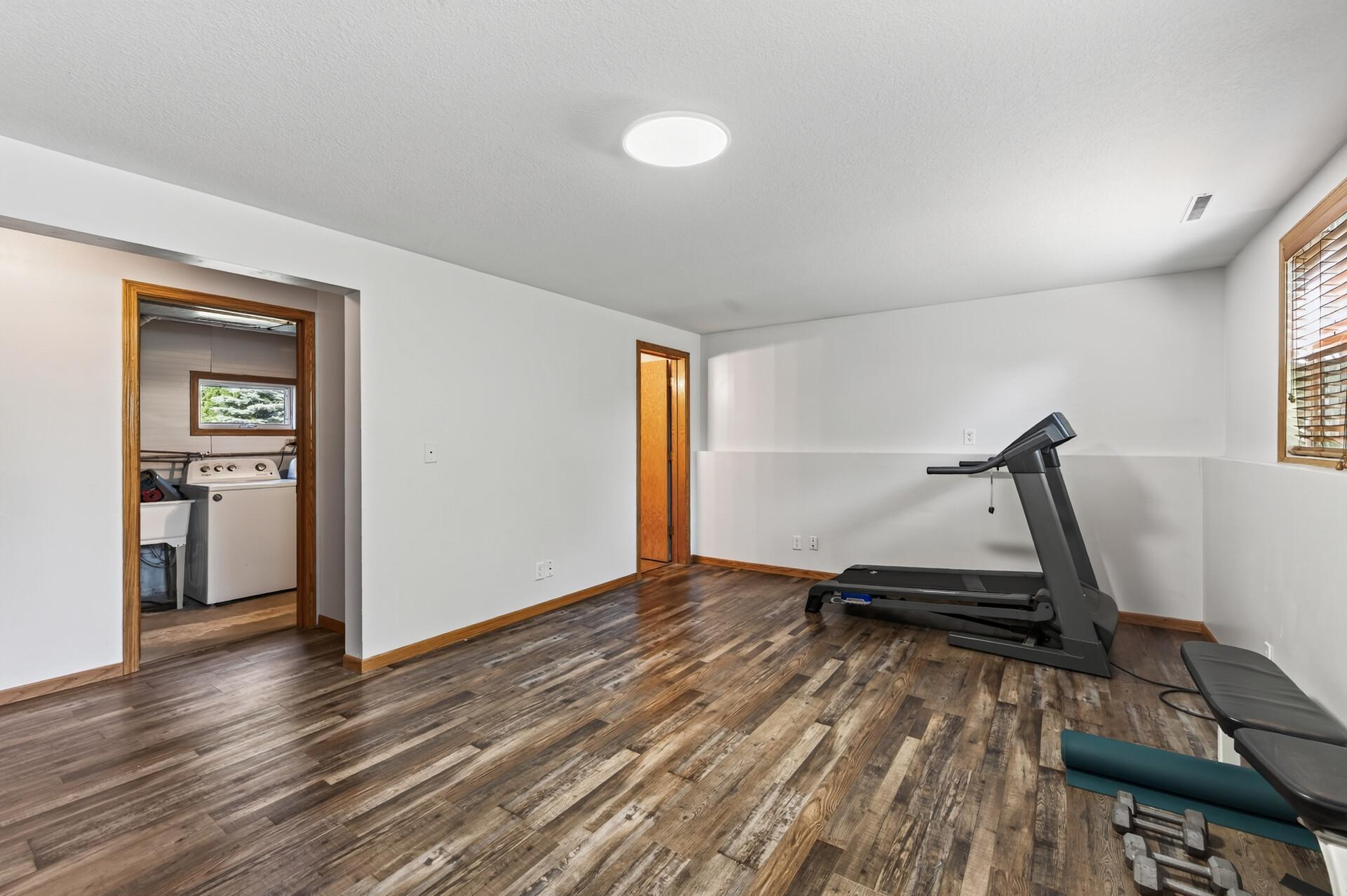 View of Residential at 958 Cortland Drive, Apple Valley MN 55124, Apple Valley (28 of 42) - Mike Wilen | Minnesota Team Real Estate