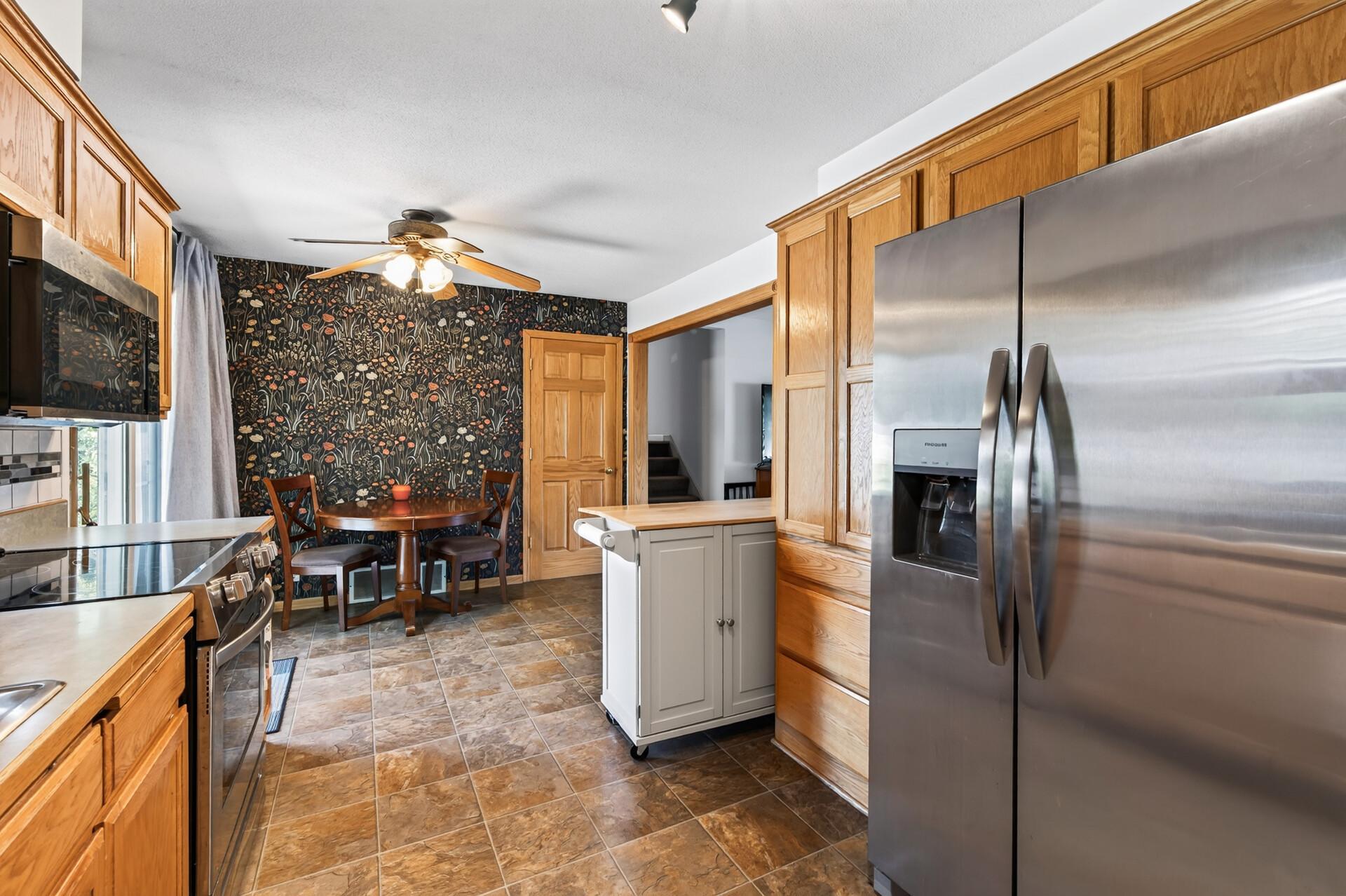 View of Residential at 958 Cortland Drive, Apple Valley MN 55124, Apple Valley (16 of 42) - Mike Wilen | Minnesota Team Real Estate