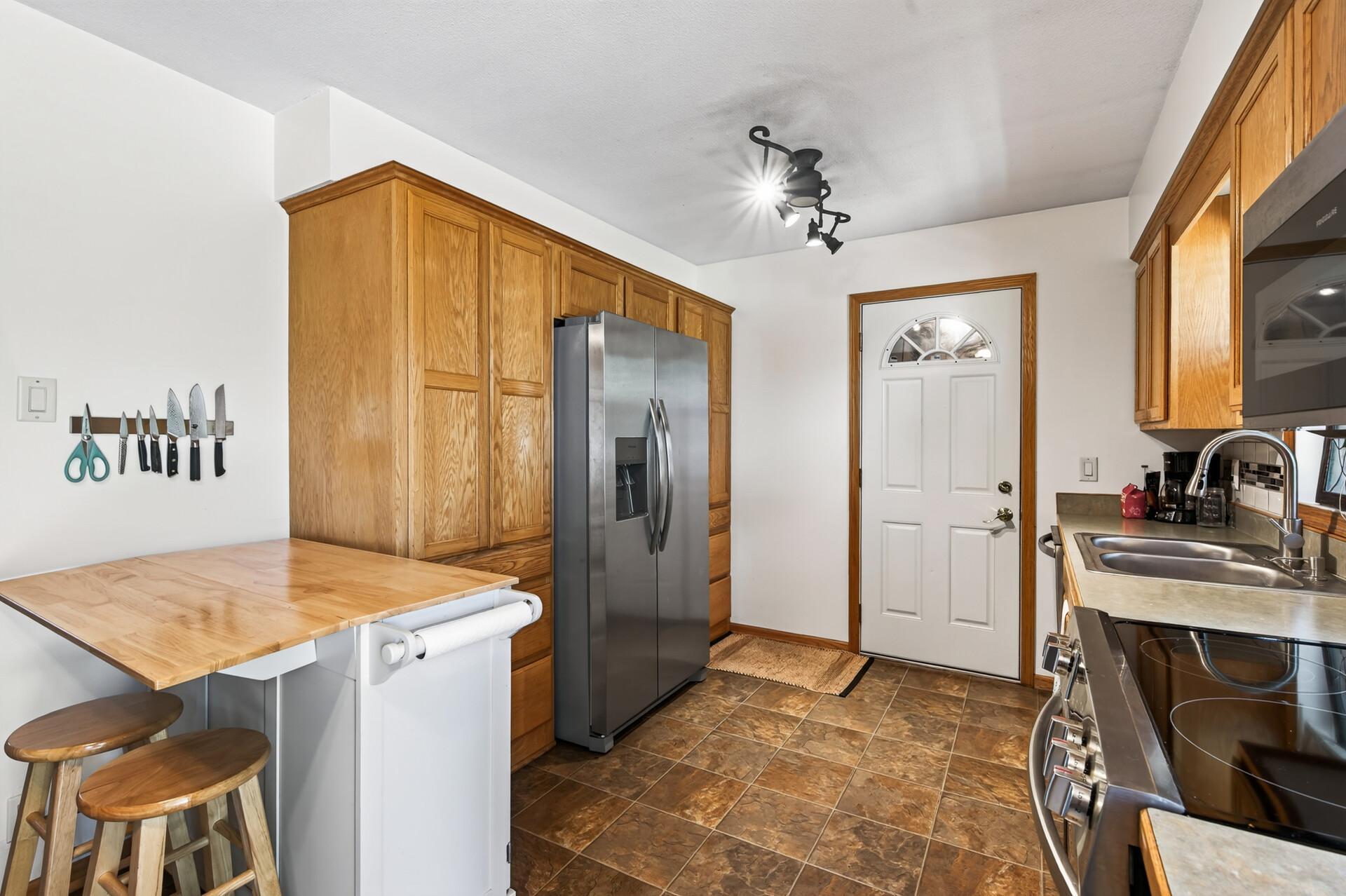 View of Residential at 958 Cortland Drive, Apple Valley MN 55124, Apple Valley (13 of 42) - Mike Wilen | Minnesota Team Real Estate