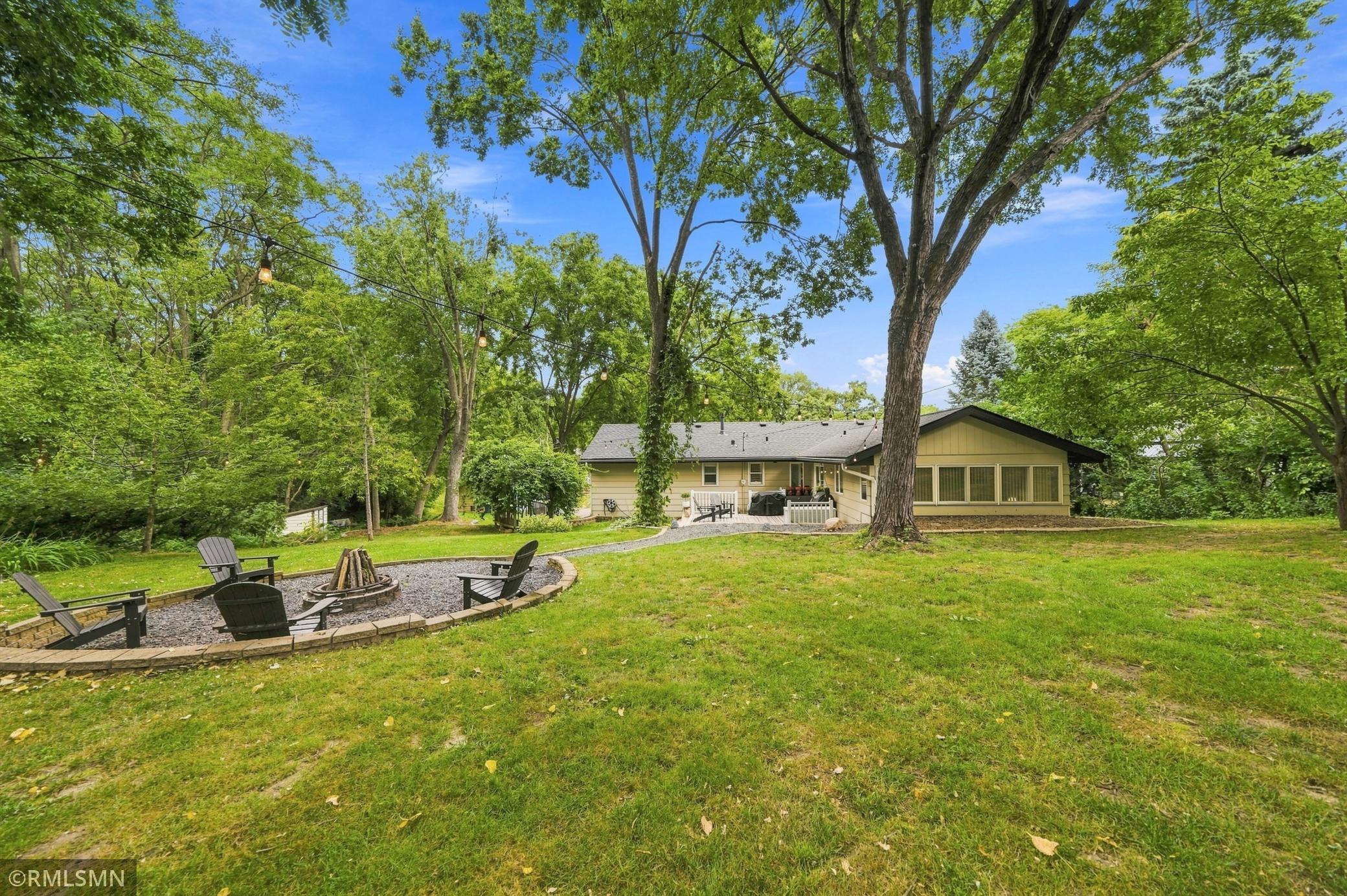View of Residential at 13240 Dahlgren Road, Minnetonka MN 55305, Minnetonka (56 of 57) - Mike Wilen | Minnesota Team Real Estate