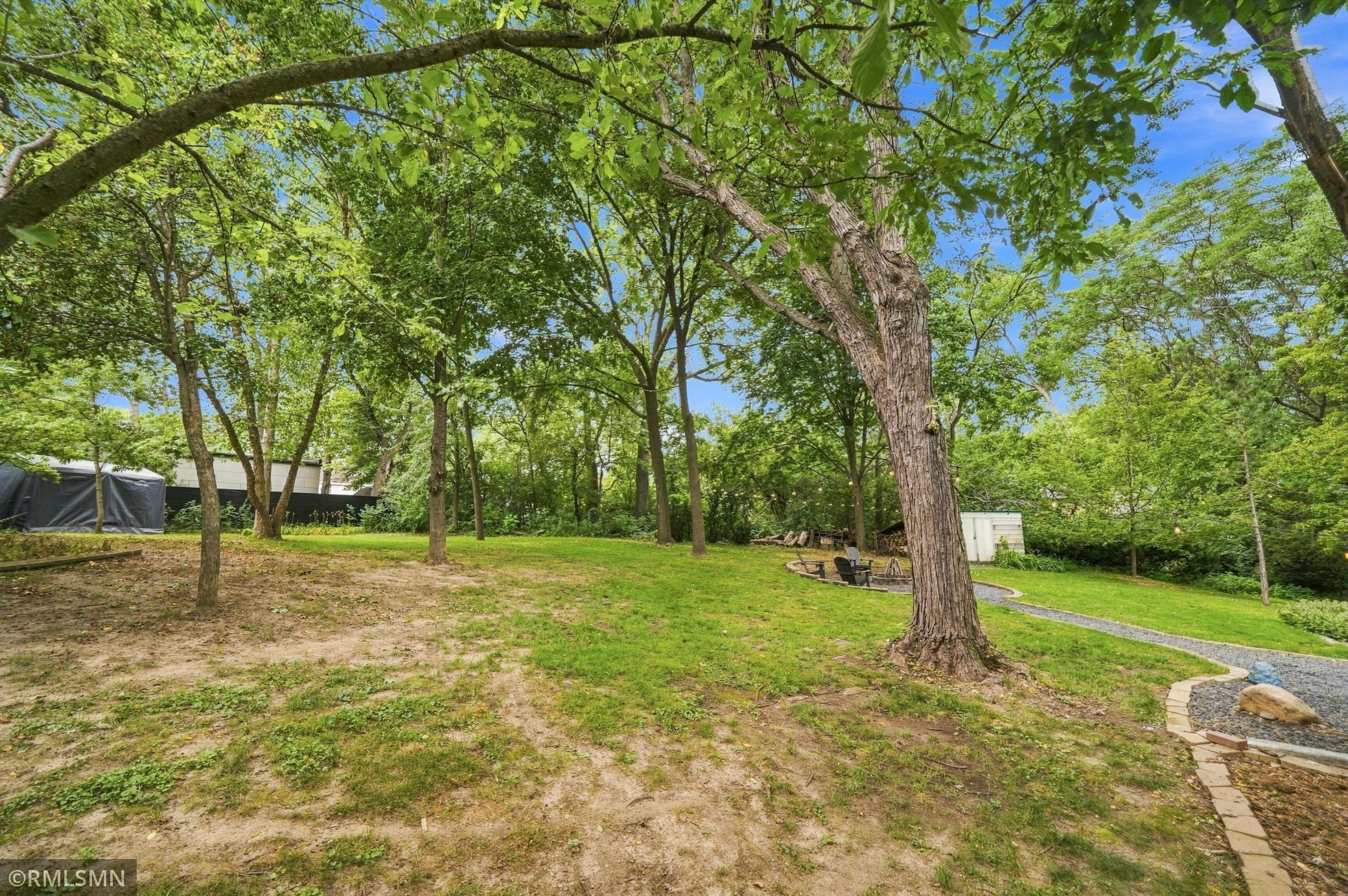 View of Residential at 13240 Dahlgren Road, Minnetonka MN 55305, Minnetonka (51 of 57) - Mike Wilen | Minnesota Team Real Estate