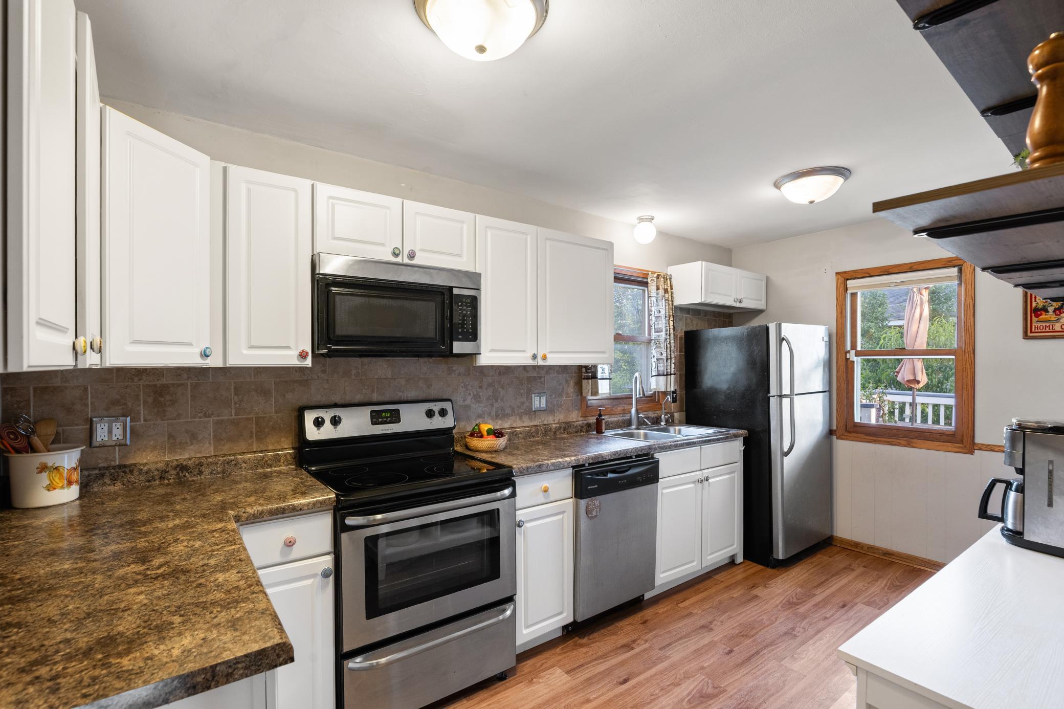 View of Residential at 2725 Division Street, North Saint Paul MN 55109, North Saint Paul (8 of 28) - Mike Wilen | Minnesota Team Real Estate
