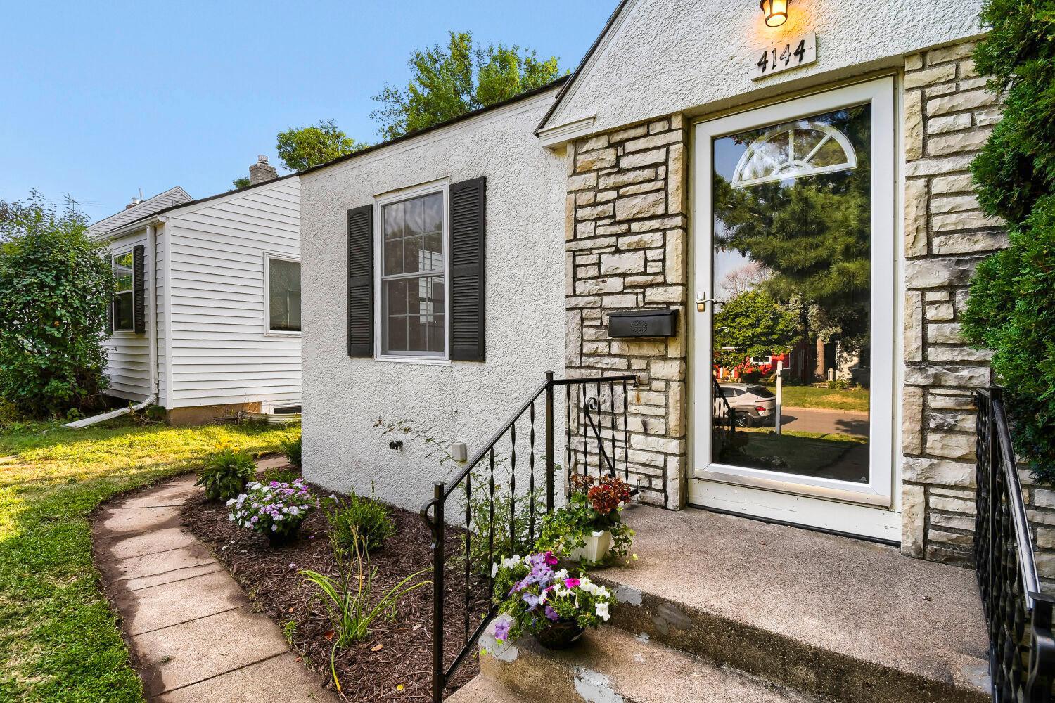 View of Residential at 4144 Salem Avenue, Saint Louis Park MN 55416, Saint Louis Park (3 of 27) - Mike Wilen | Minnesota Team Real Estate