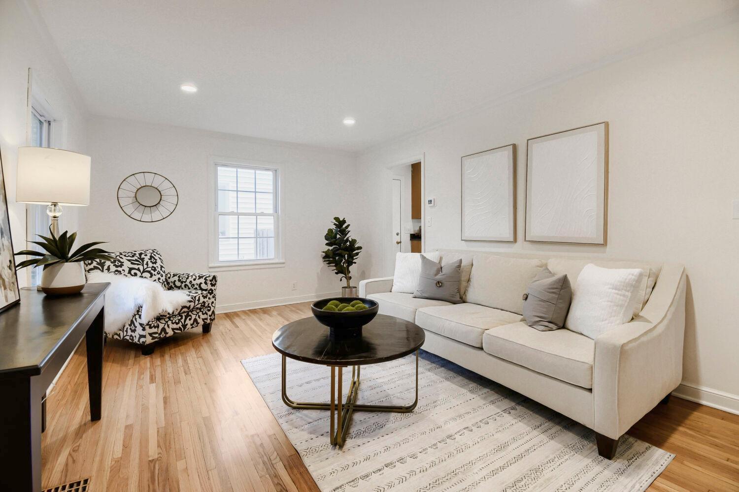 View of Residential at 4144 Salem Avenue, Saint Louis Park MN 55416, Saint Louis Park (4 of 27) - Mike Wilen | Minnesota Team Real Estate
