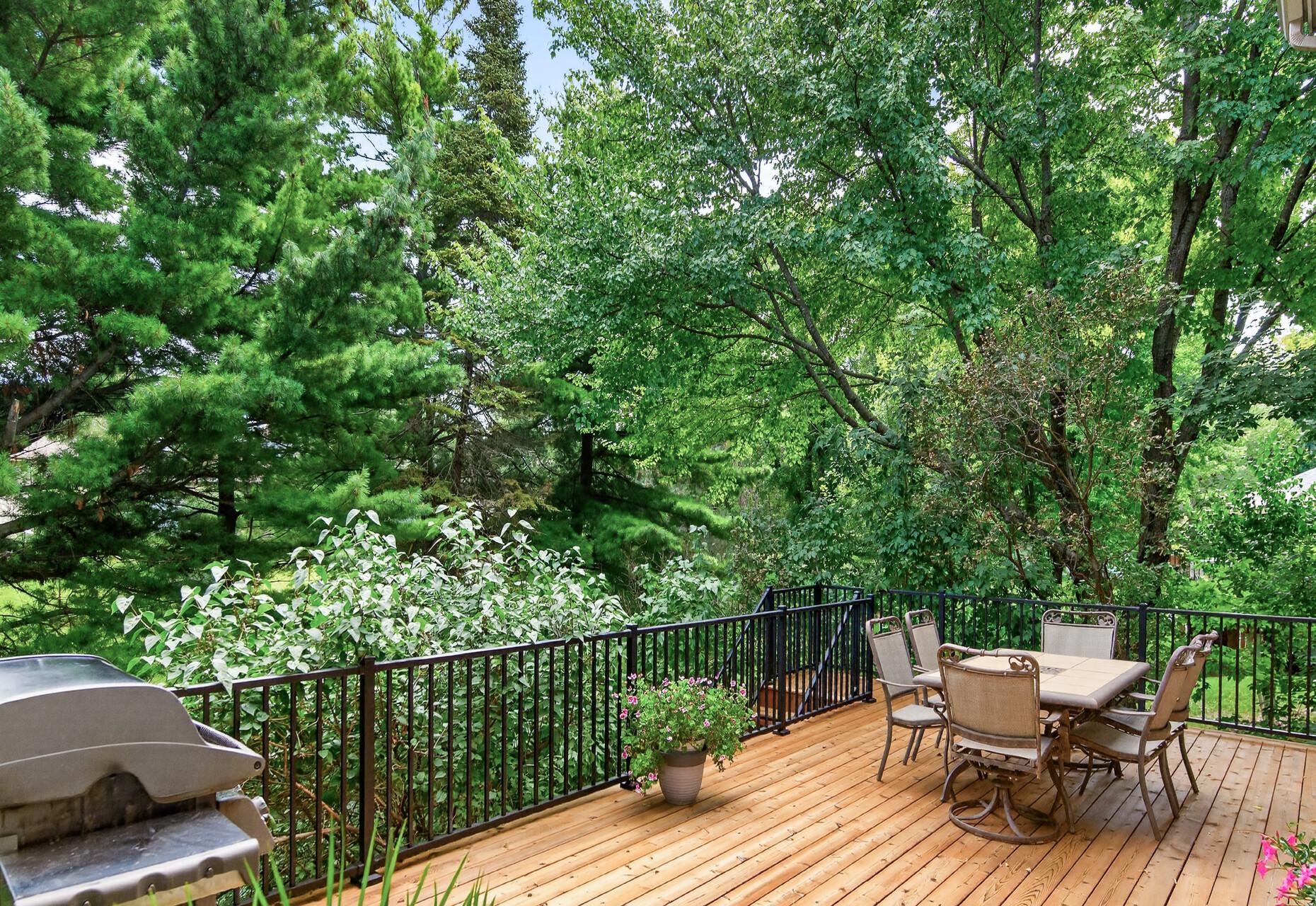 View of Residential at 2201 Pine Island Road, Minnetonka MN 55305, Minnetonka (11 of 18) - Mike Wilen | Minnesota Team Real Estate
