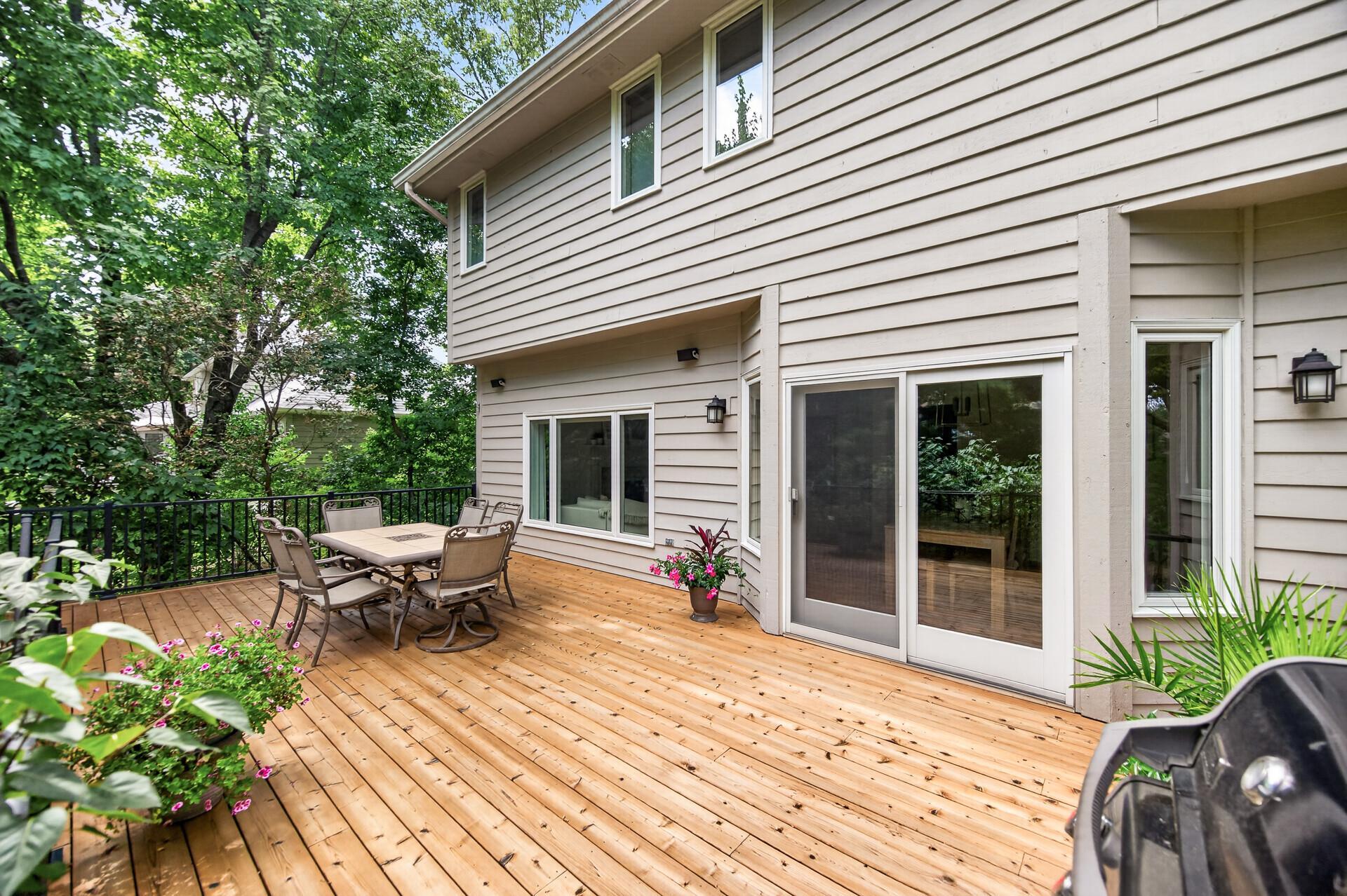 View of Residential at 2201 Pine Island Road, Minnetonka MN 55305, Minnetonka (5 of 18) - Mike Wilen | Minnesota Team Real Estate