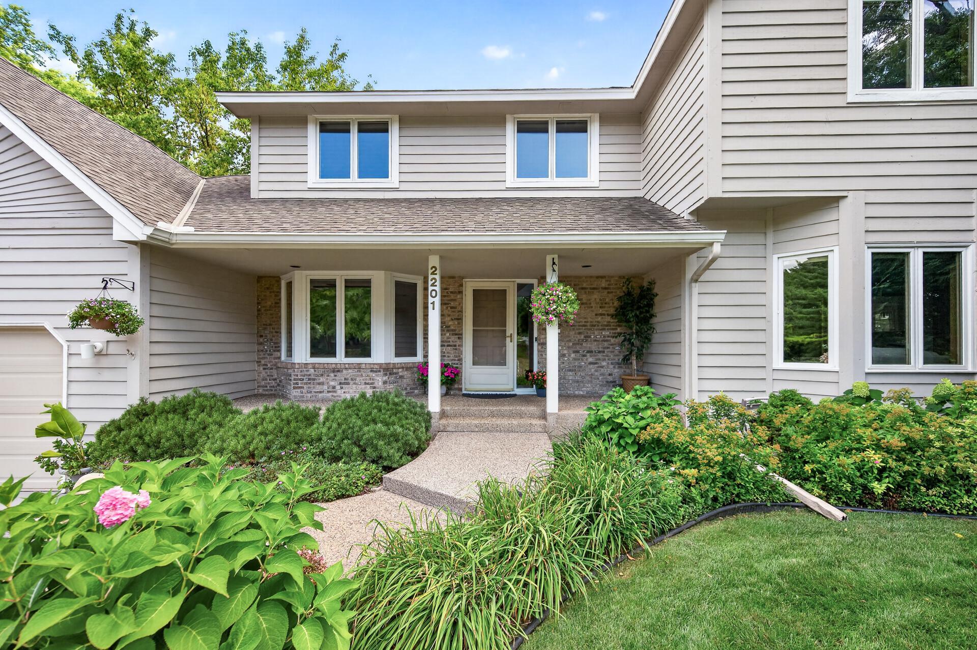 View of Residential at 2201 Pine Island Road, Minnetonka MN 55305, Minnetonka (2 of 18) - Mike Wilen | Minnesota Team Real Estate