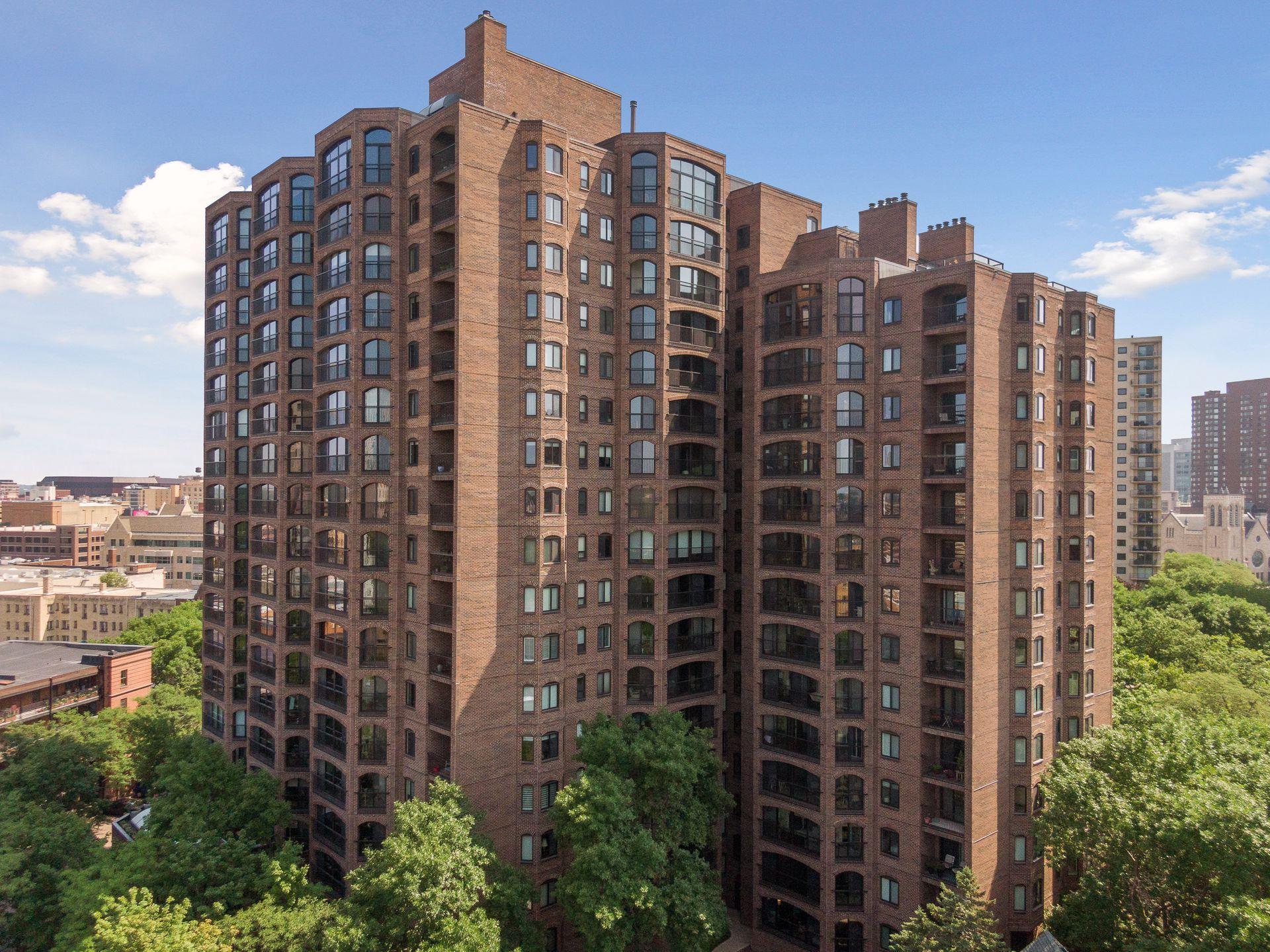 View of Residential at 1235 Yale Place #709, Minneapolis MN 55403, Minneapolis (60 of 67) - Mike Wilen | Minnesota Team Real Estate