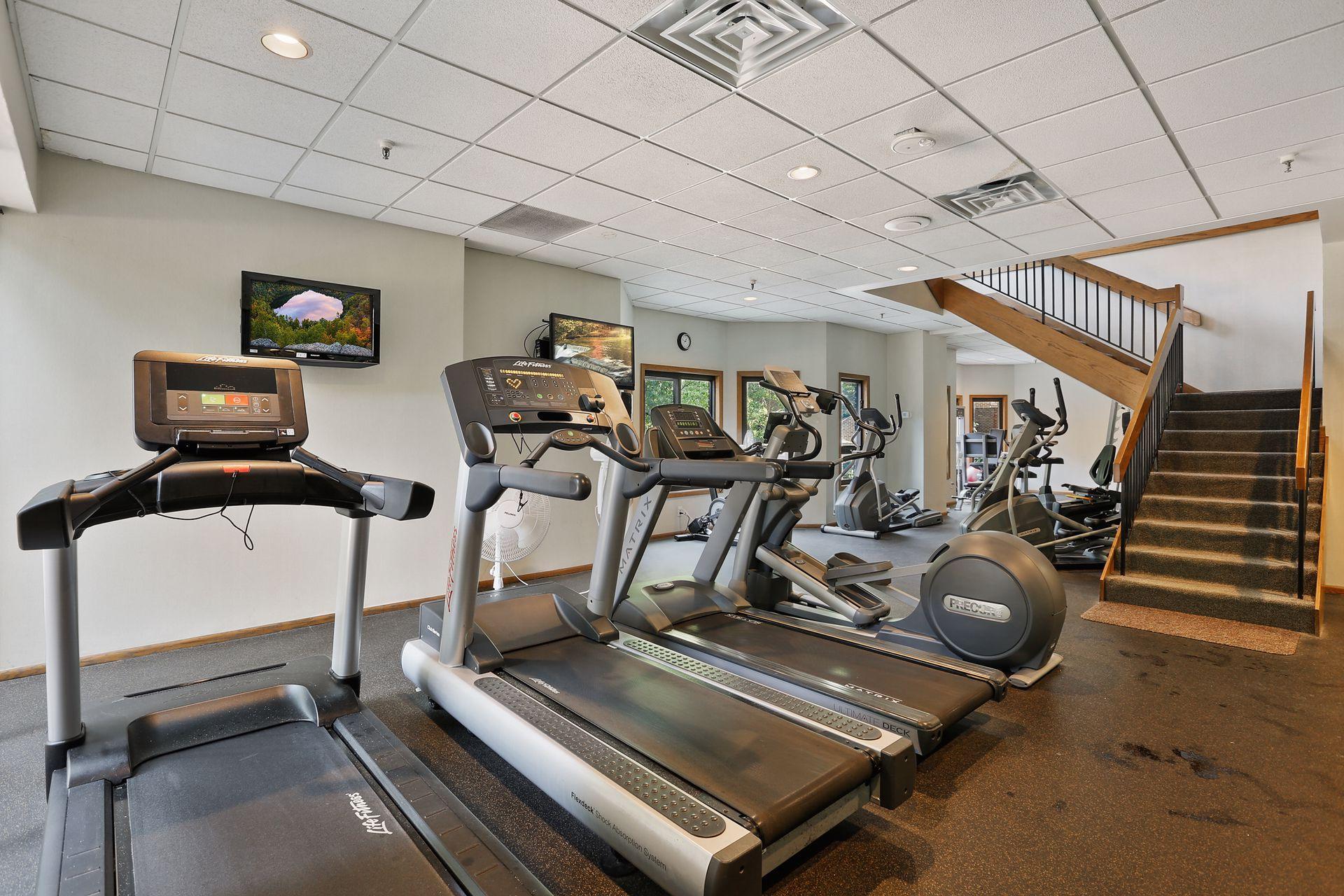 View of Residential at 1235 Yale Place #709, Minneapolis MN 55403, Minneapolis (36 of 67) - Mike Wilen | Minnesota Team Real Estate