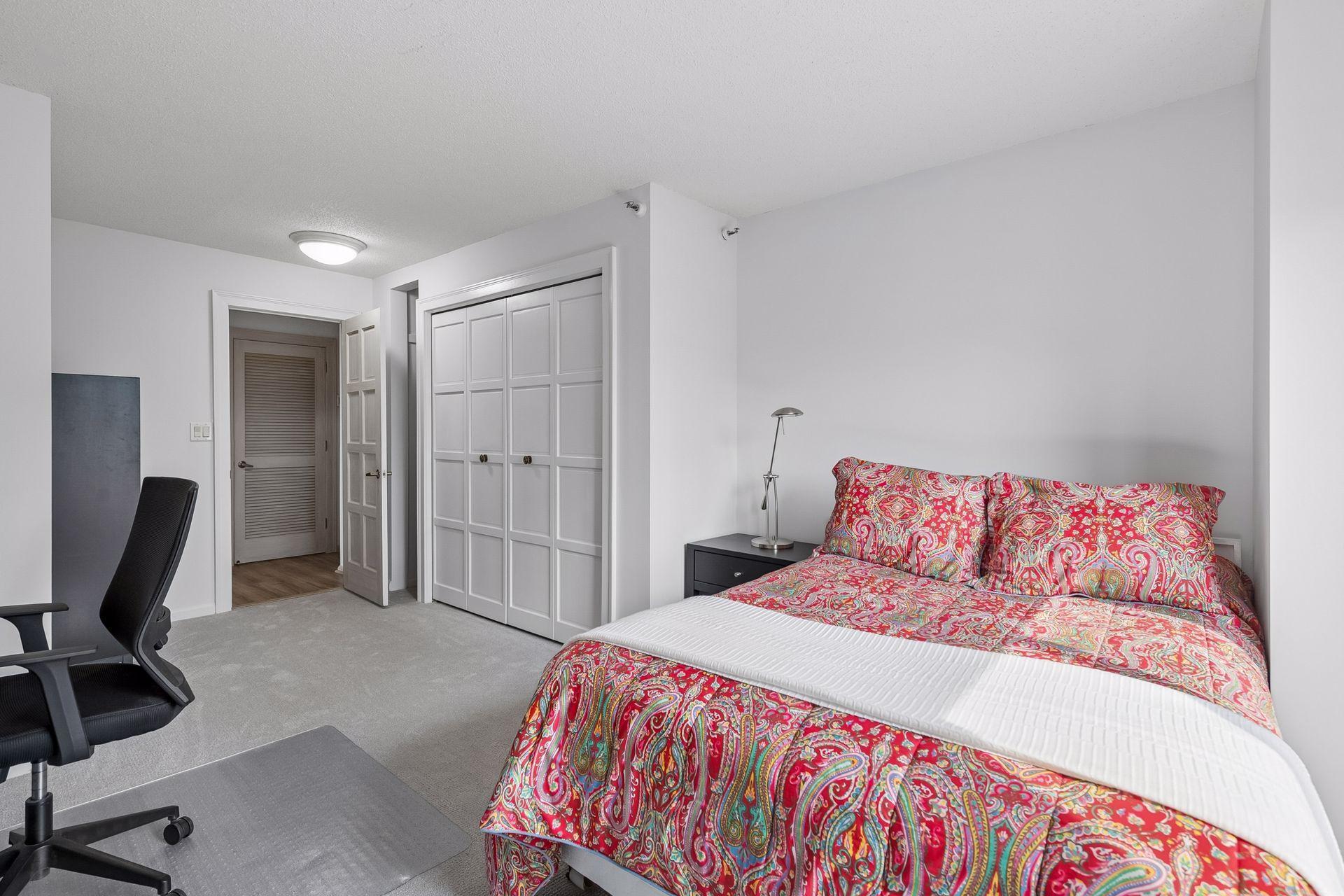 View of Residential at 1235 Yale Place #709, Minneapolis MN 55403, Minneapolis (22 of 67) - Mike Wilen | Minnesota Team Real Estate