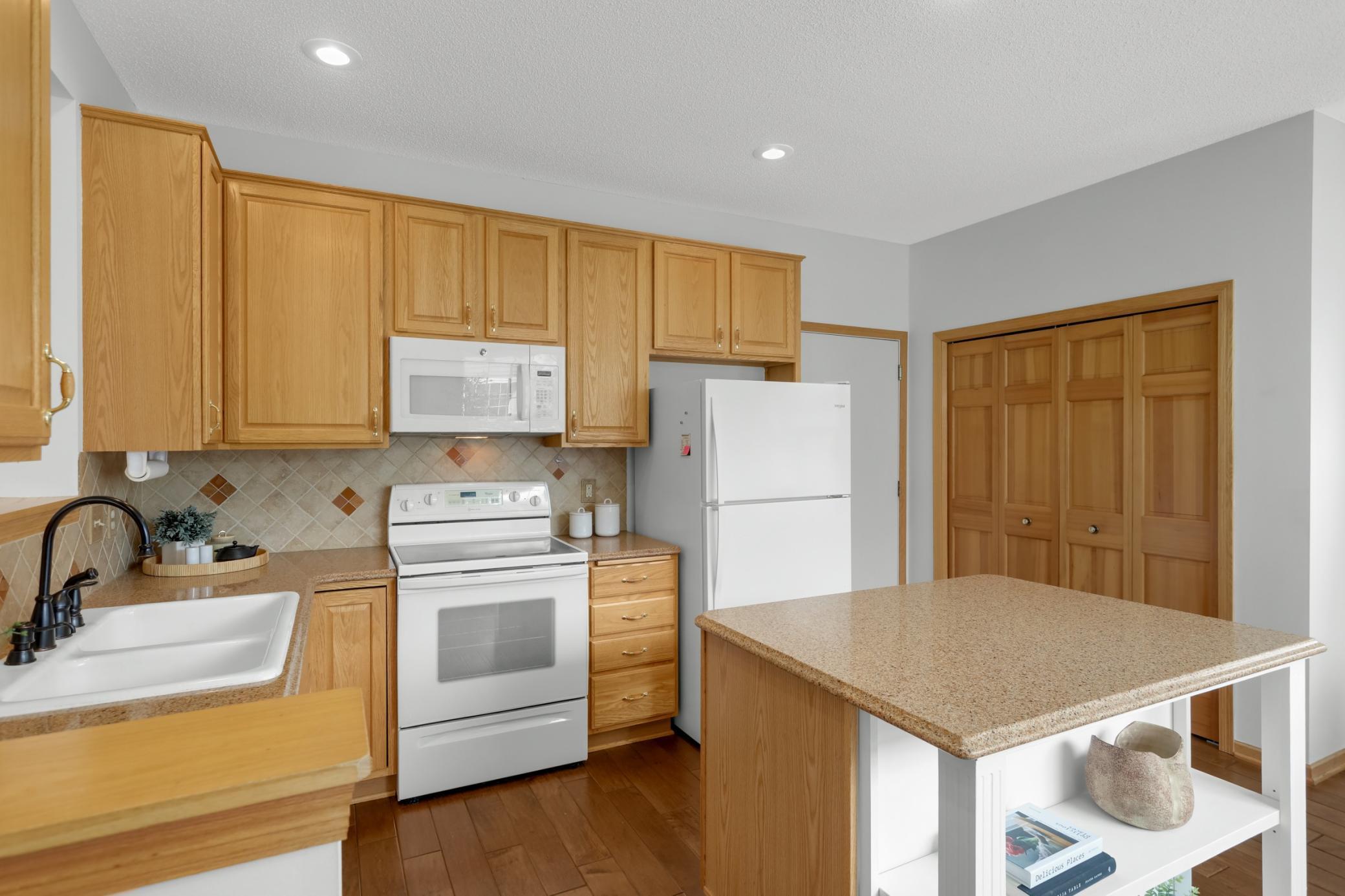 View of Residential at 17860 38th Avenue, Plymouth MN 55446, Plymouth (7 of 29) - Mike Wilen | Minnesota Team Real Estate