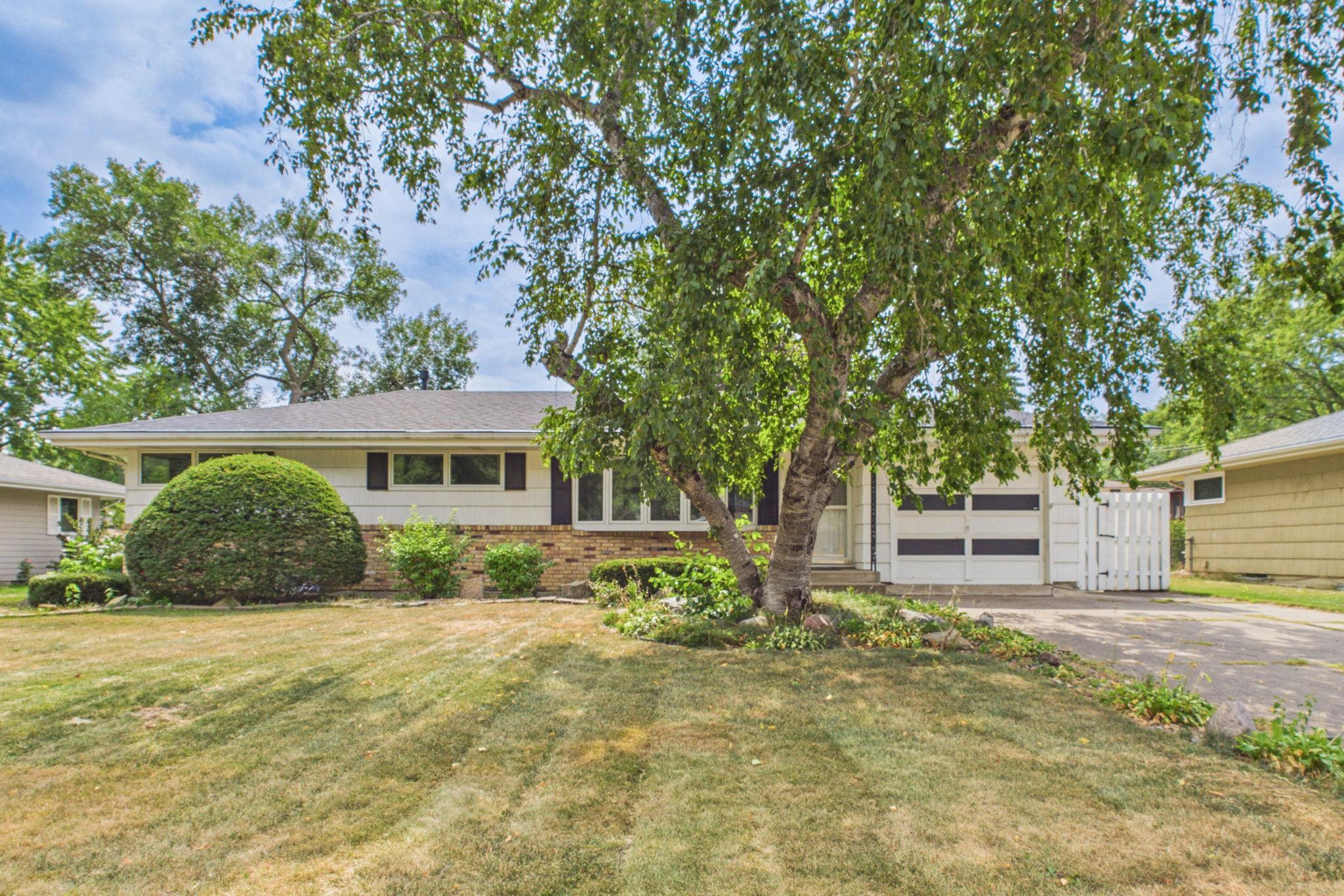 View of Residential at 1761 Emerald Drive, New Brighton MN 55112, New Brighton (6 of 28) - Mike Wilen | Minnesota Team Real Estate