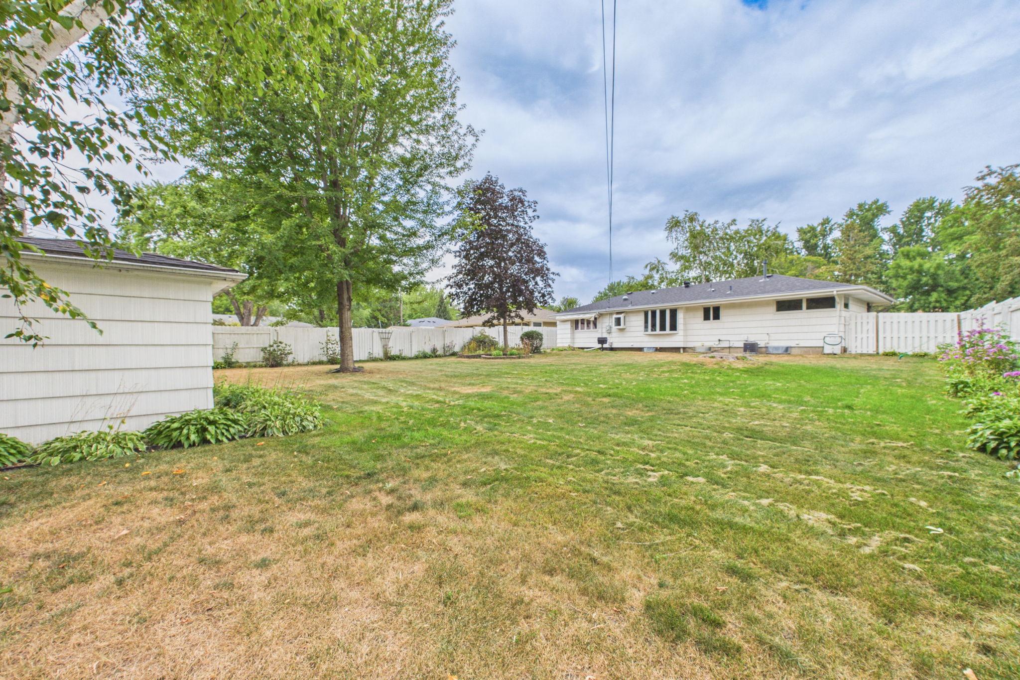 View of Residential at 1761 Emerald Drive, New Brighton MN 55112, New Brighton (24 of 28) - Mike Wilen | Minnesota Team Real Estate