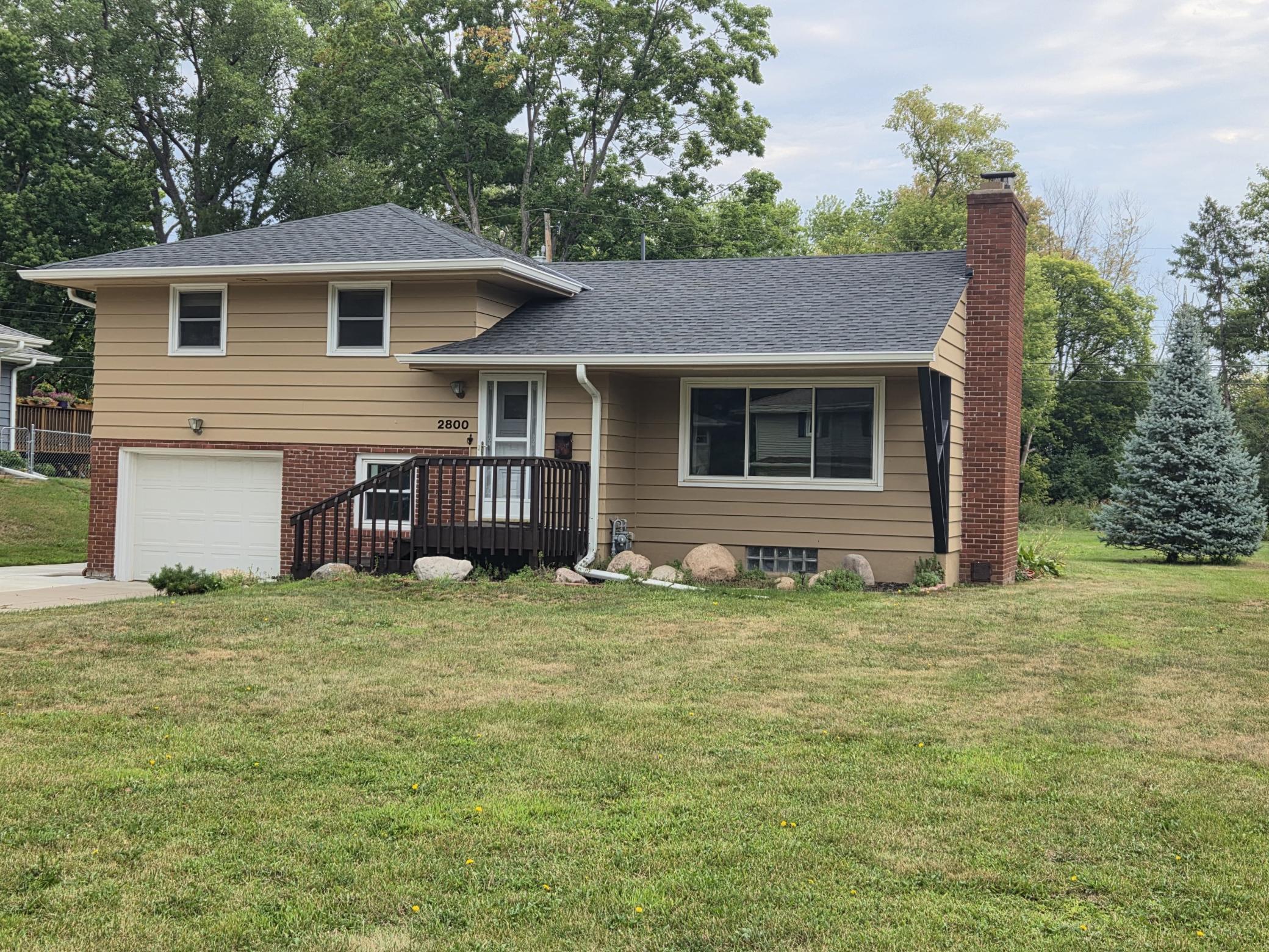 View of Residential at 2800 Quebec Avenue, New Hope MN 55427, New Hope (2 of 7) - Mike Wilen | Minnesota Team Real Estate