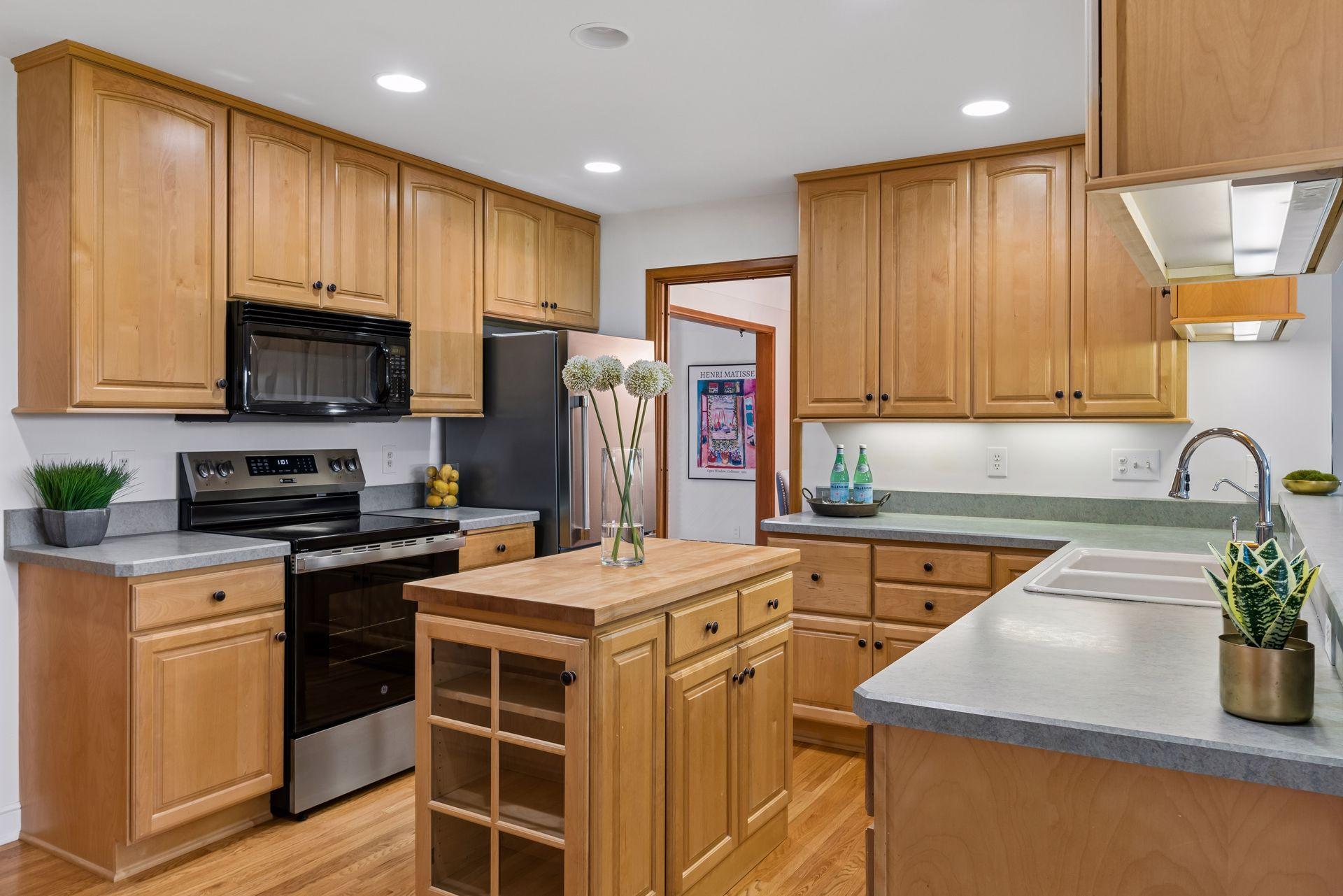 View of Residential at 1709 Preston Lane, Hopkins MN 55343, Hopkins (10 of 56) - Mike Wilen | Minnesota Team Real Estate