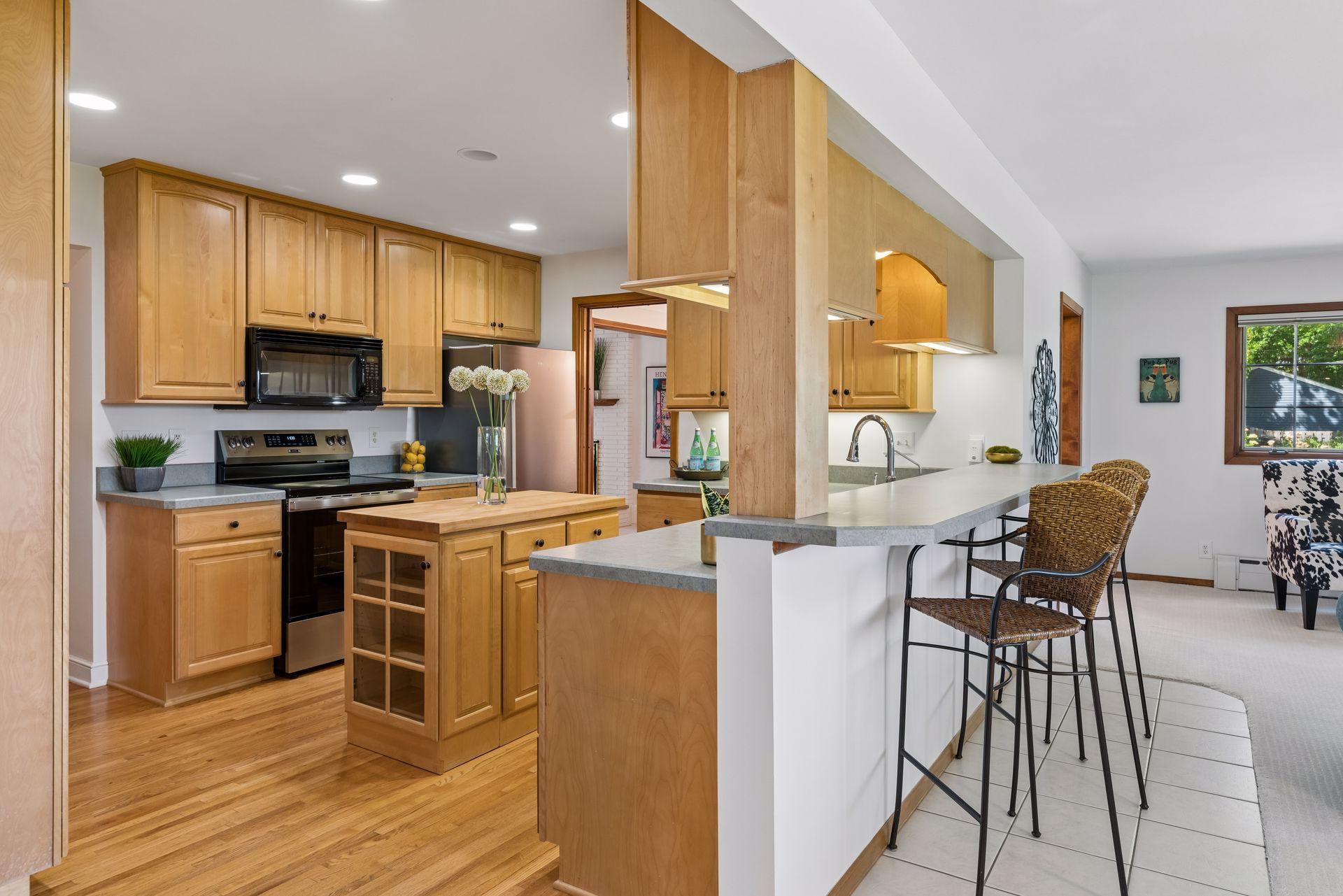 View of Residential at 1709 Preston Lane, Hopkins MN 55343, Hopkins (13 of 56) - Mike Wilen | Minnesota Team Real Estate