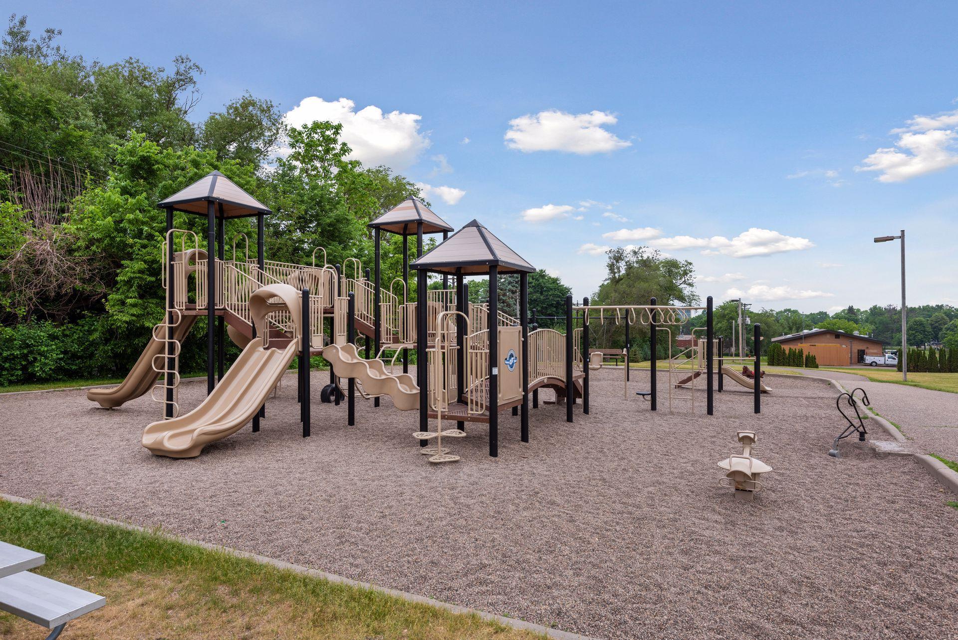 View of Residential at 1709 Preston Lane, Hopkins MN 55343, Hopkins (56 of 56) - Mike Wilen | Minnesota Team Real Estate