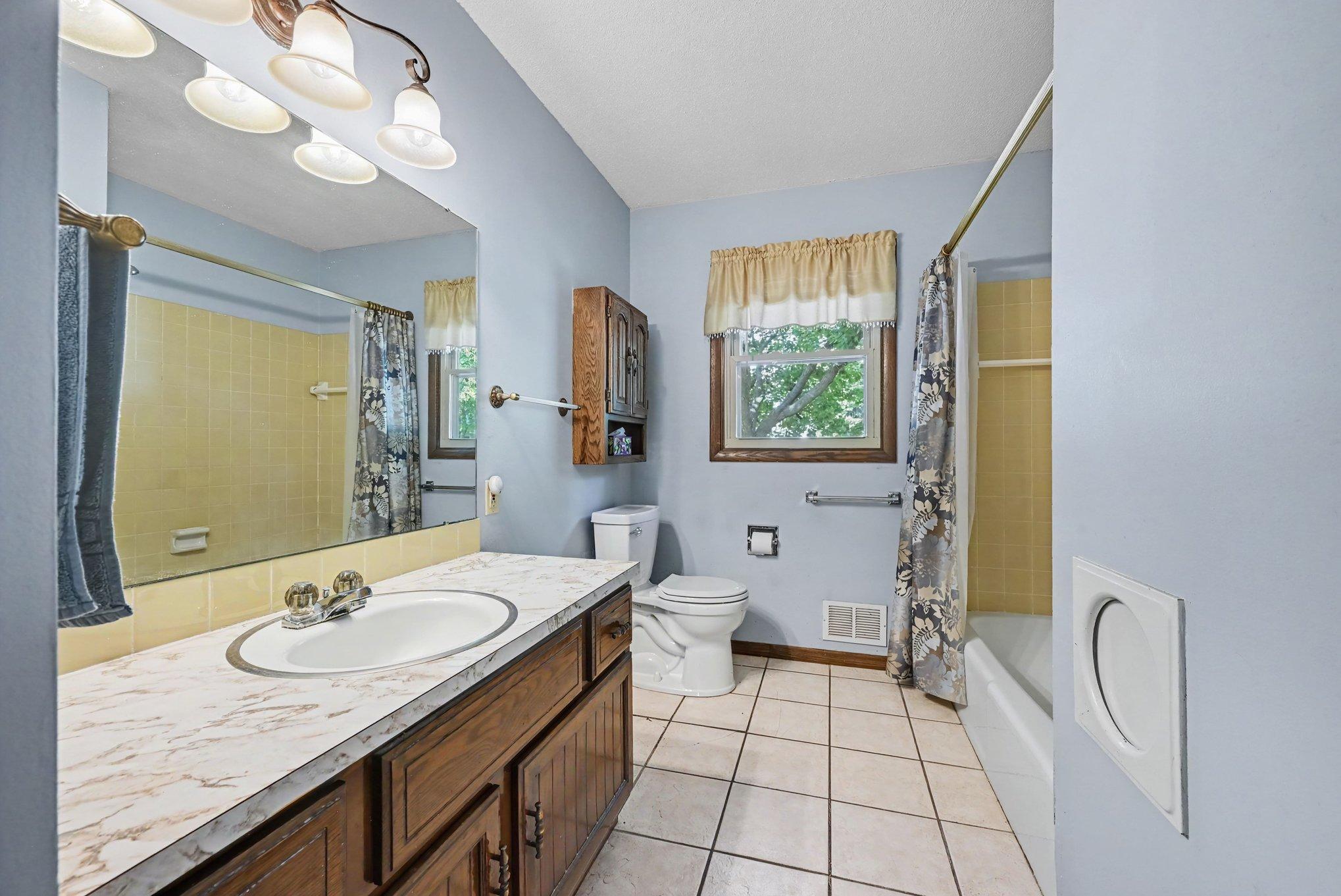 View of Residential at 5520 Saint Stephens Street, Mounds View MN 55112, Mounds View (14 of 18) - Mike Wilen | Minnesota Team Real Estate