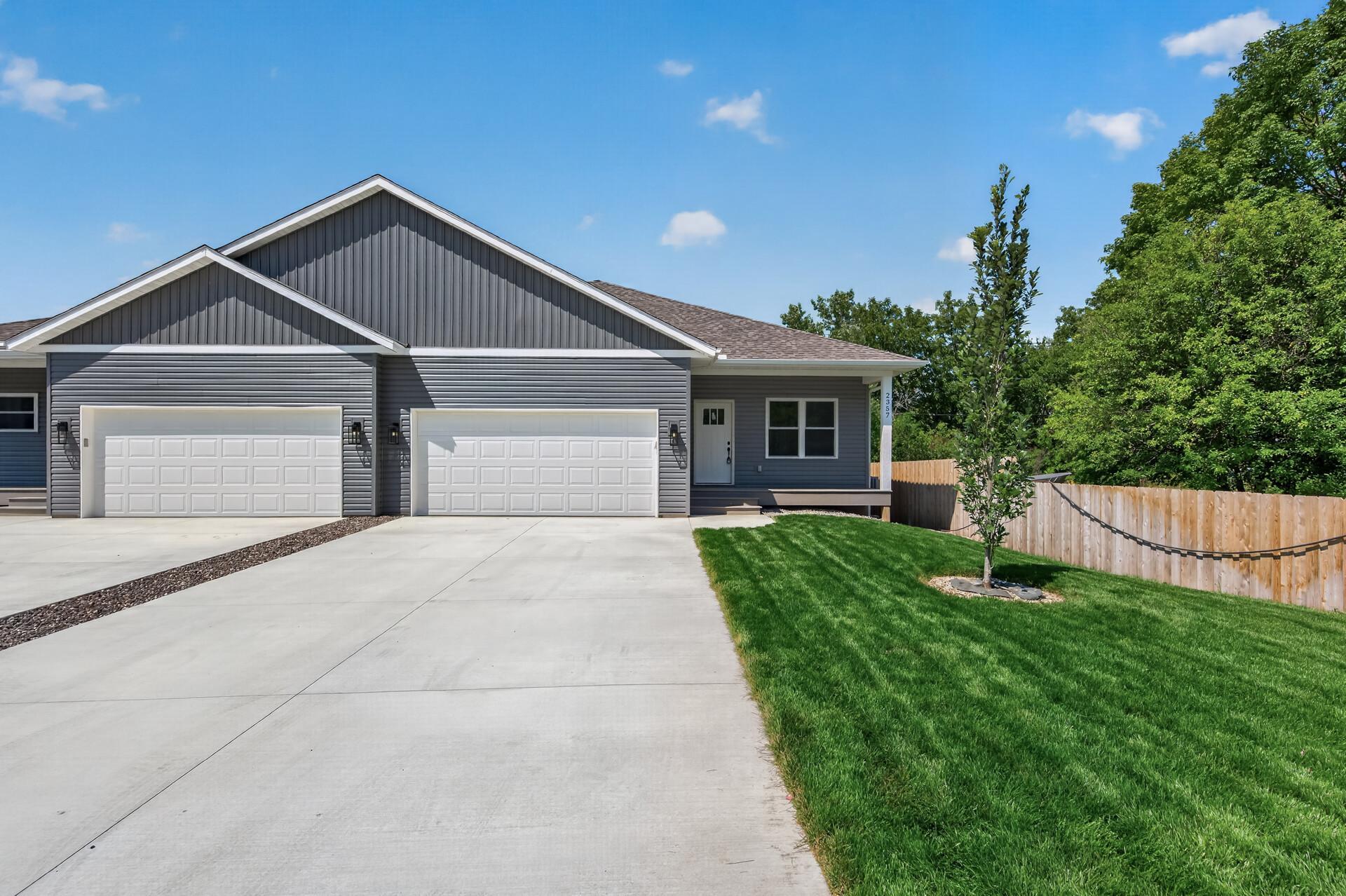 View of Residential at 2357 7th Ave, North Saint Paul MN 55109, North Saint Paul (2 of 30) - Mike Wilen | Minnesota Team Real Estate