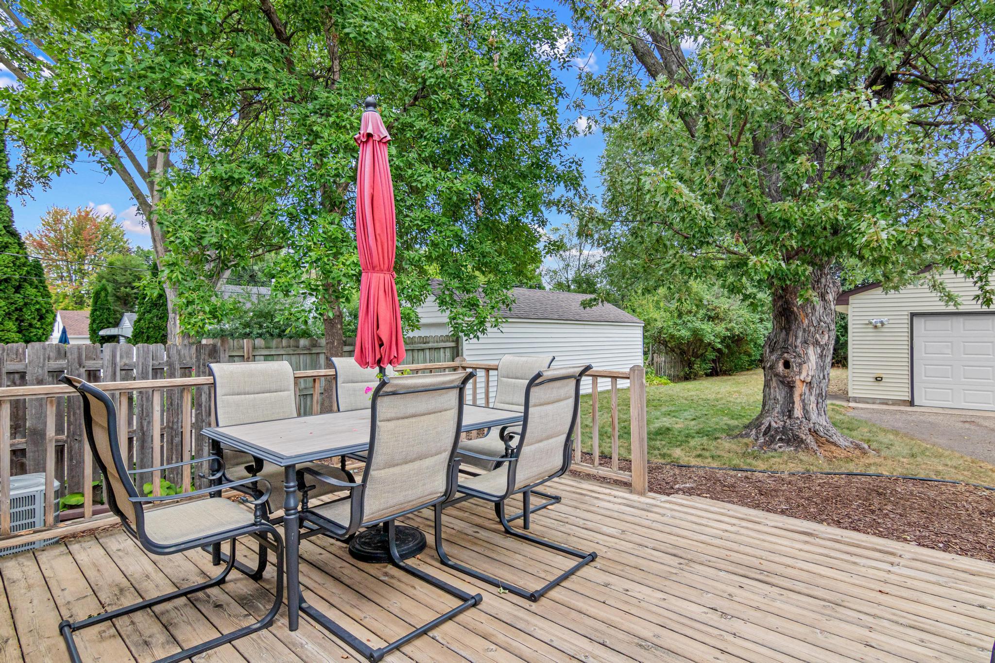 View of Residential at 3975 Brunswick Avenue, Saint Louis Park MN 55416, Saint Louis Park (33 of 36) - Mike Wilen | Minnesota Team Real Estate