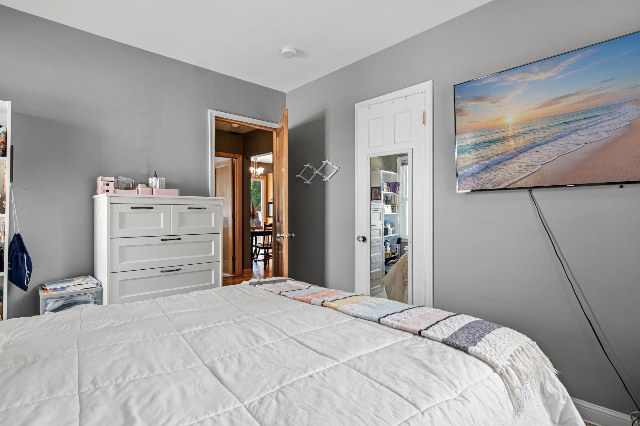 View of Residential at 3975 Brunswick Avenue, Saint Louis Park MN 55416, Saint Louis Park (19 of 36) - Mike Wilen | Minnesota Team Real Estate