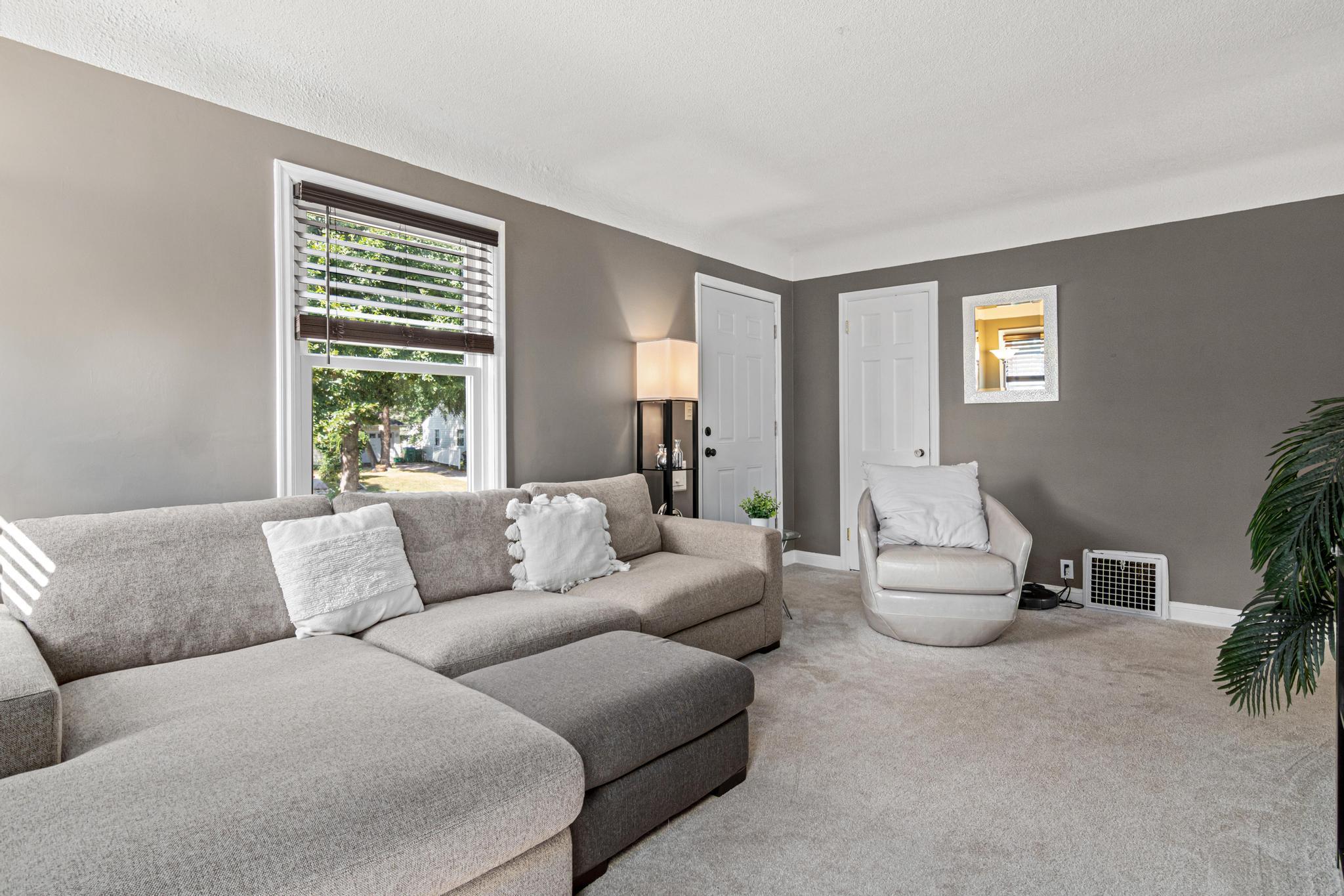 View of Residential at 3975 Brunswick Avenue, Saint Louis Park MN 55416, Saint Louis Park (12 of 36) - Mike Wilen | Minnesota Team Real Estate