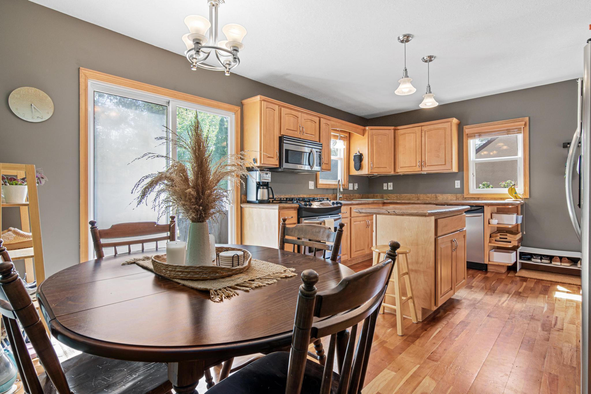 View of Residential at 3975 Brunswick Avenue, Saint Louis Park MN 55416, Saint Louis Park (8 of 36) - Mike Wilen | Minnesota Team Real Estate