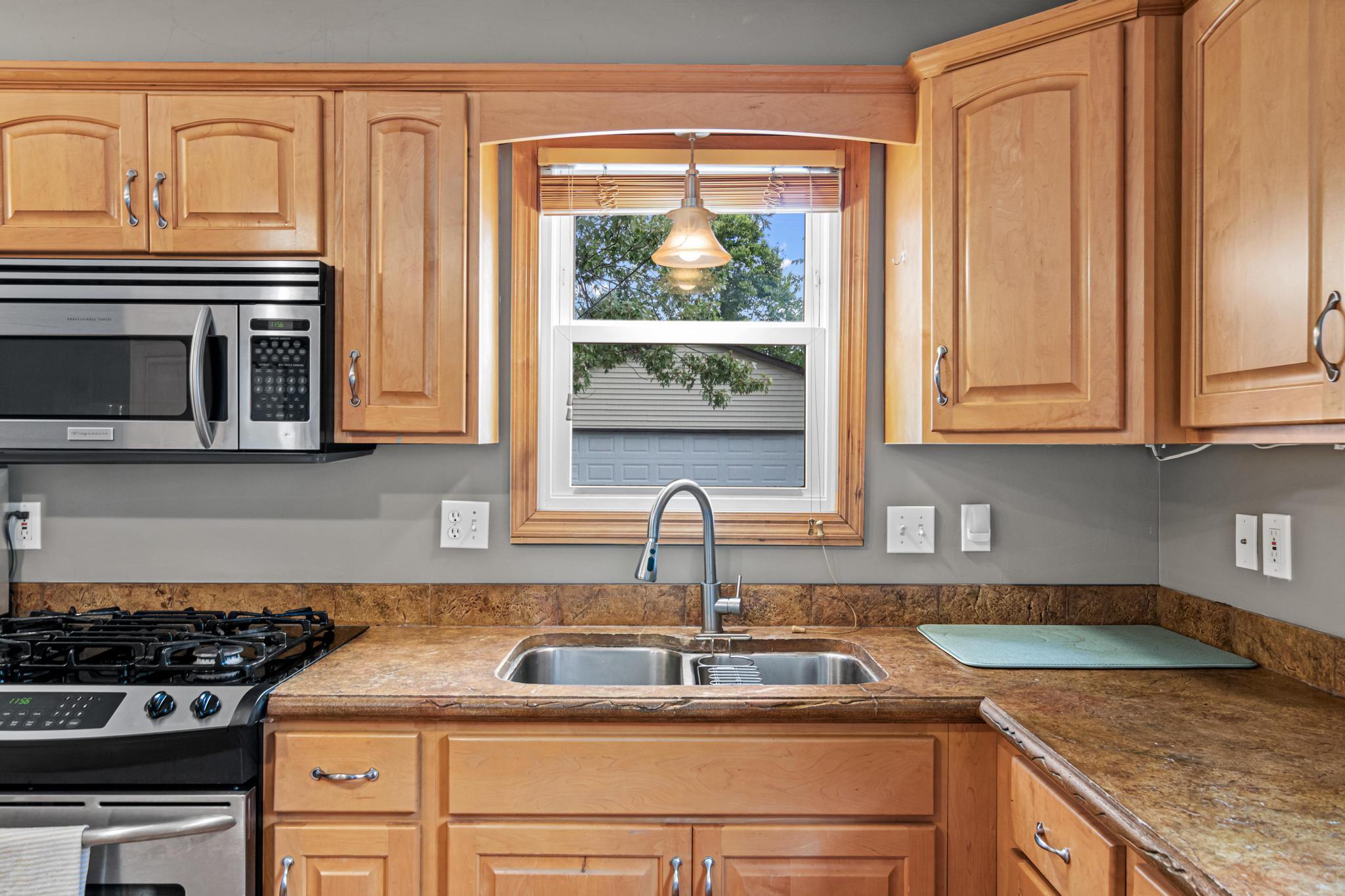 View of Residential at 3975 Brunswick Avenue, Saint Louis Park MN 55416, Saint Louis Park (3 of 36) - Mike Wilen | Minnesota Team Real Estate