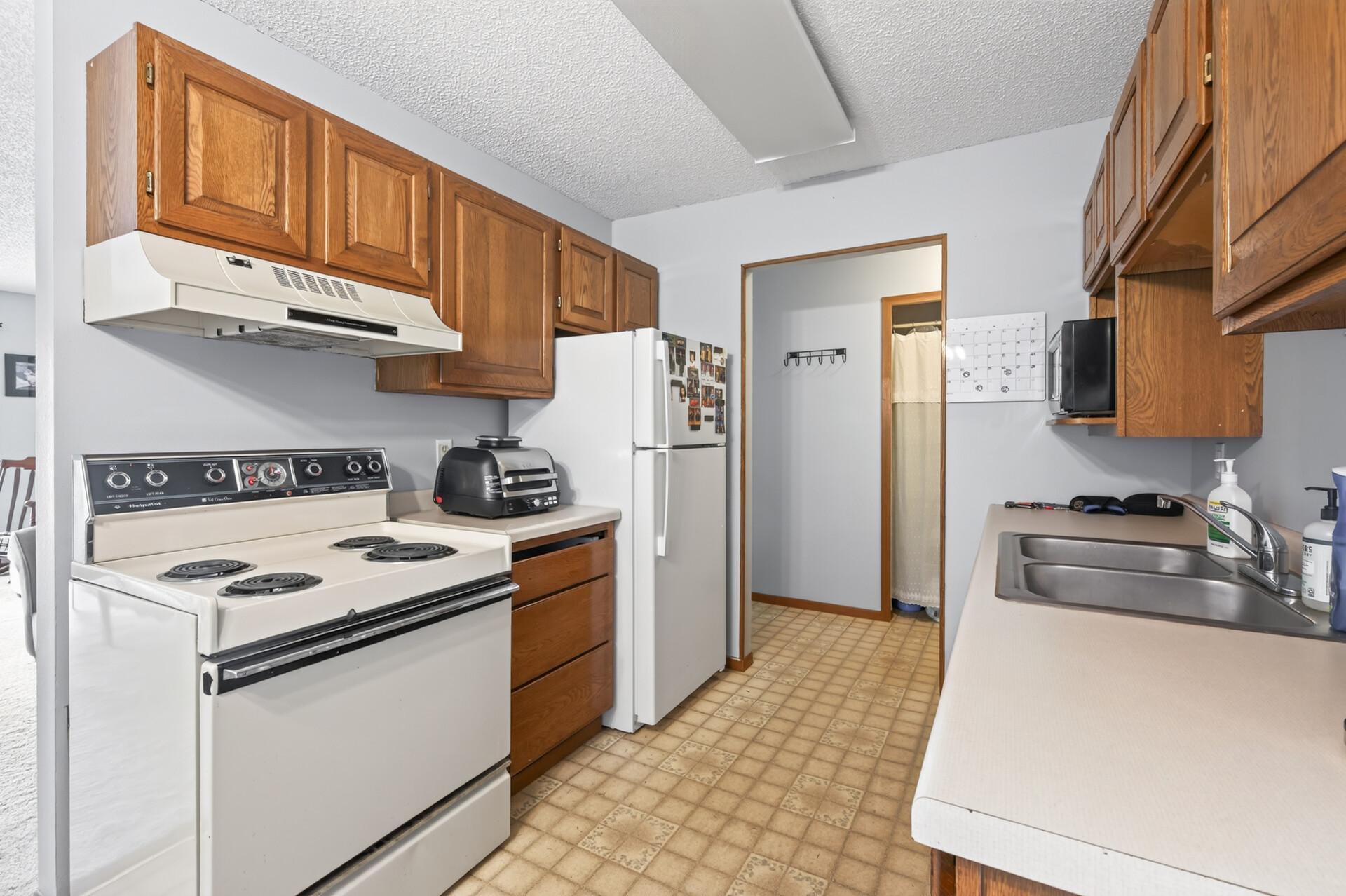 View of Residential at 570 Whispering Lane #303, Hastings MN 55033, Hastings (10 of 26) - Mike Wilen | Minnesota Team Real Estate