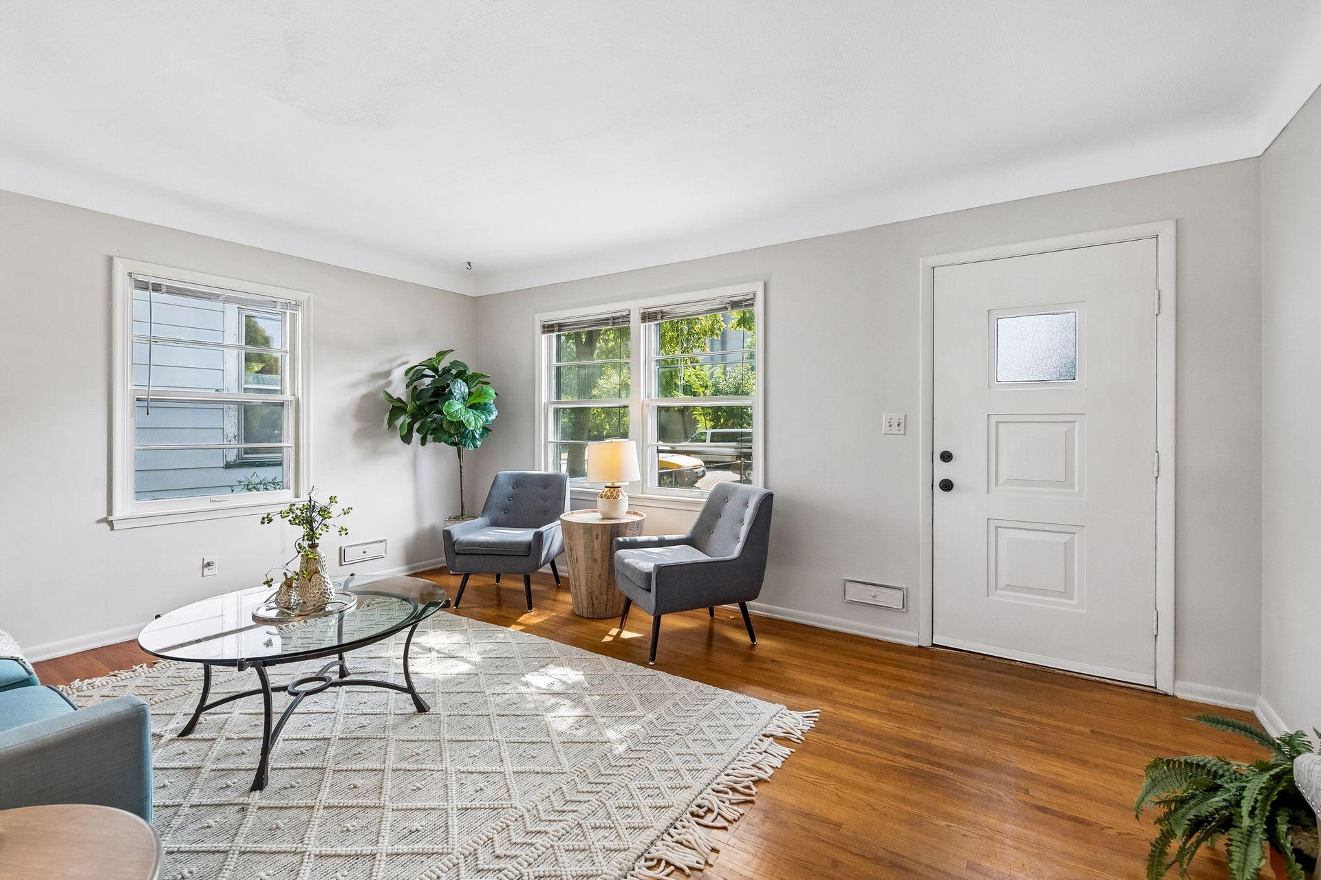 View of Residential at 3539 Snelling Avenue, Minneapolis MN 55406, Minneapolis (5 of 25) - Mike Wilen | Minnesota Team Real Estate