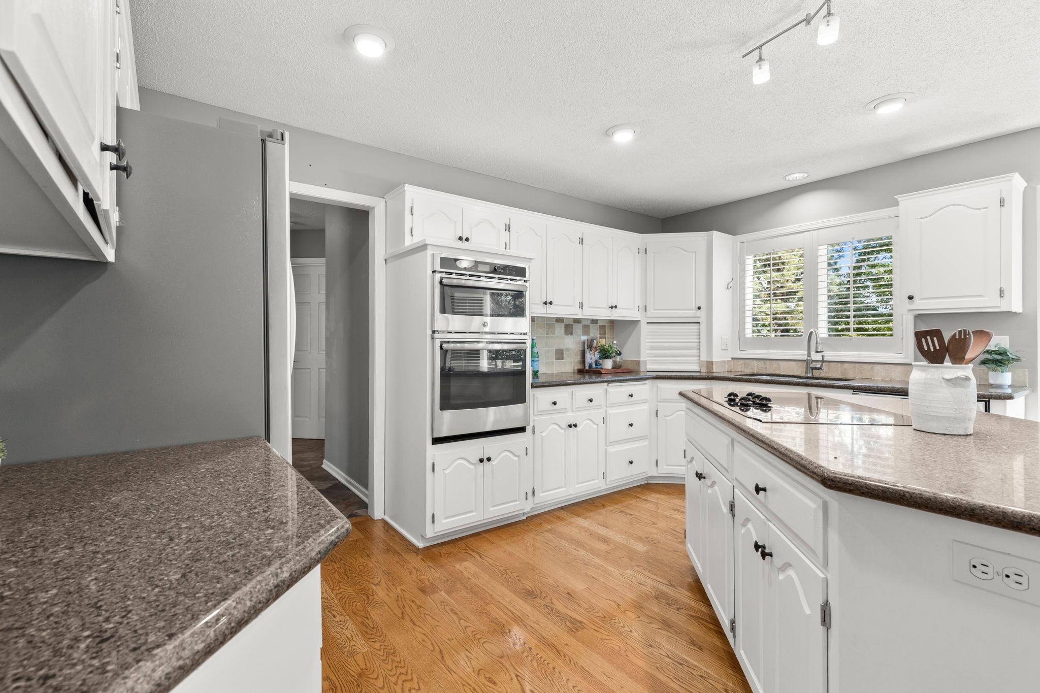 View of Residential at 3563 Rae Lane, Woodbury MN 55125, Woodbury (29 of 89) - Mike Wilen | Minnesota Team Real Estate