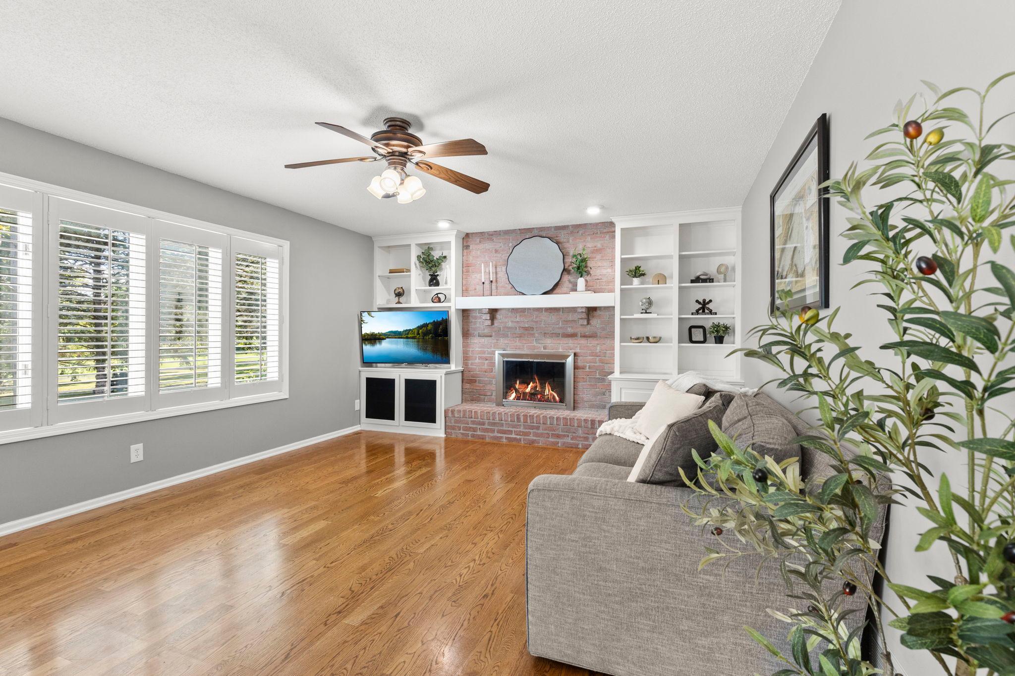 View of Residential at 3563 Rae Lane, Woodbury MN 55125, Woodbury (22 of 89) - Mike Wilen | Minnesota Team Real Estate