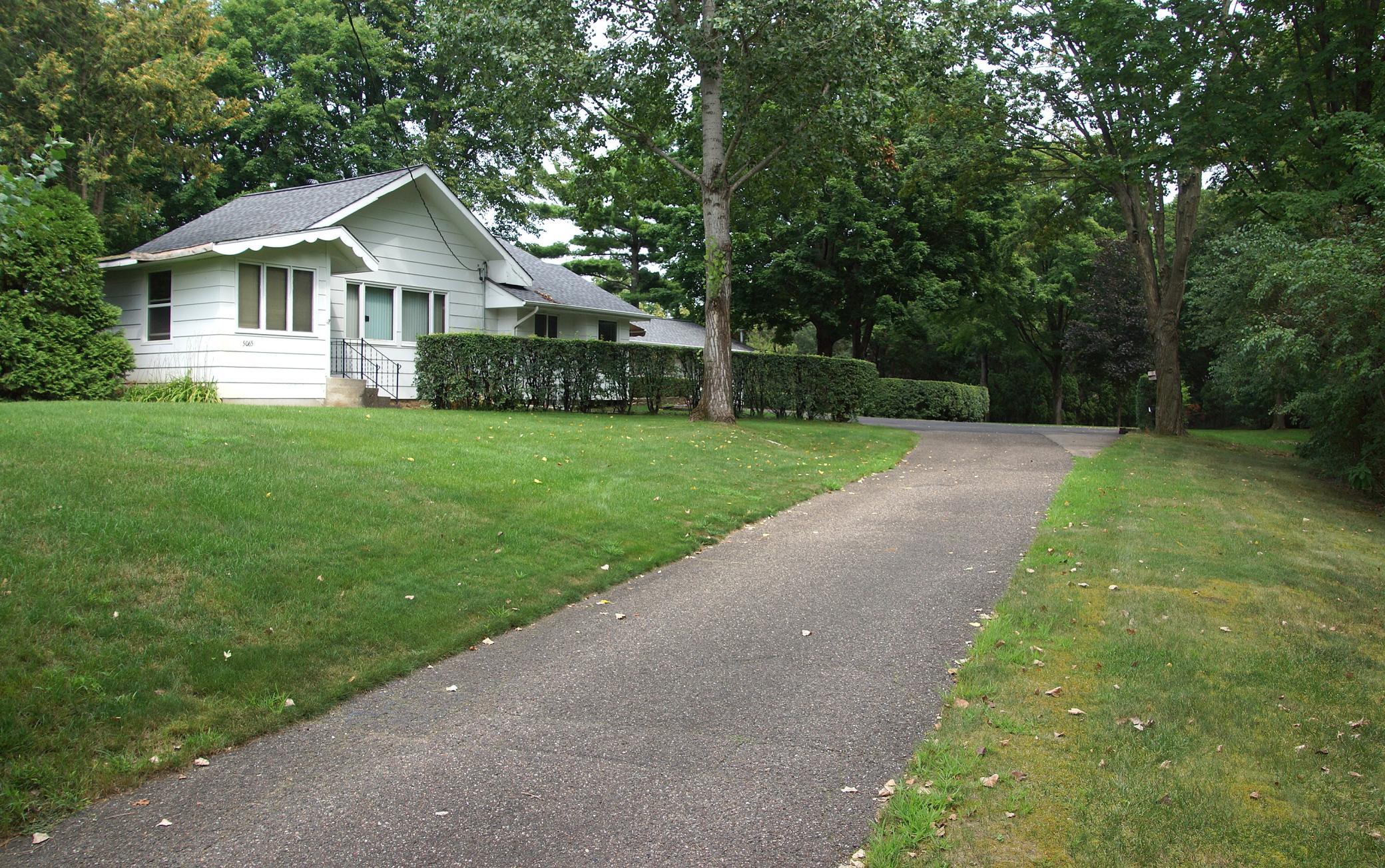 View of Residential at 5065 Hooper Lake Road, Excelsior MN 55331, Excelsior (3 of 16) - Mike Wilen | Minnesota Team Real Estate