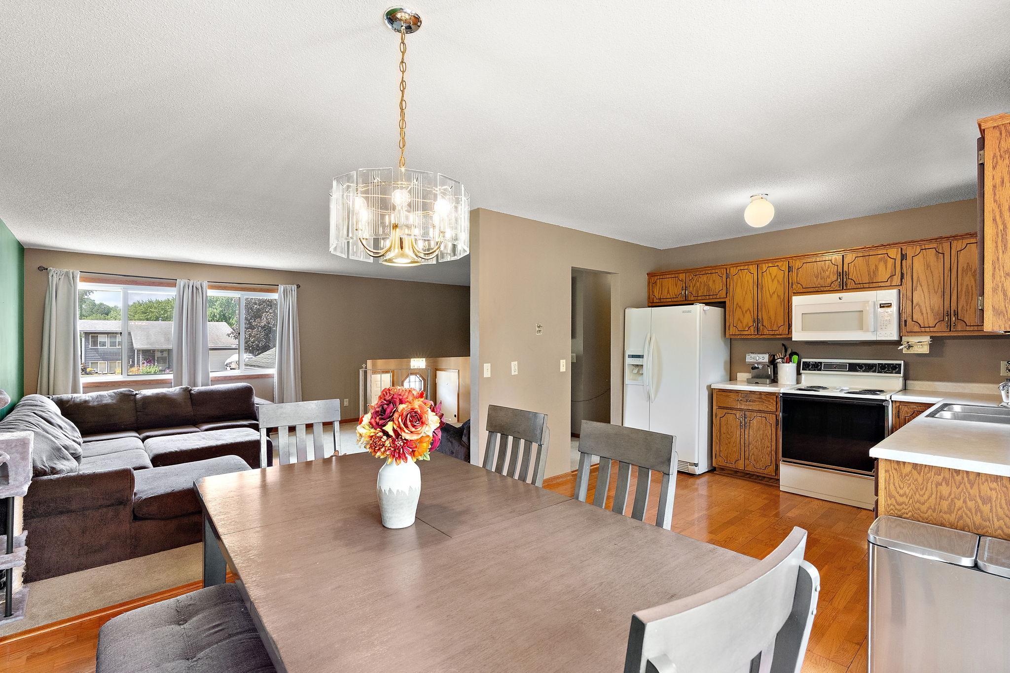 View of Residential at 1460 Laurel Avenue, Saint Paul Park MN 55071, Saint Paul Park (9 of 34) - Mike Wilen | Minnesota Team Real Estate