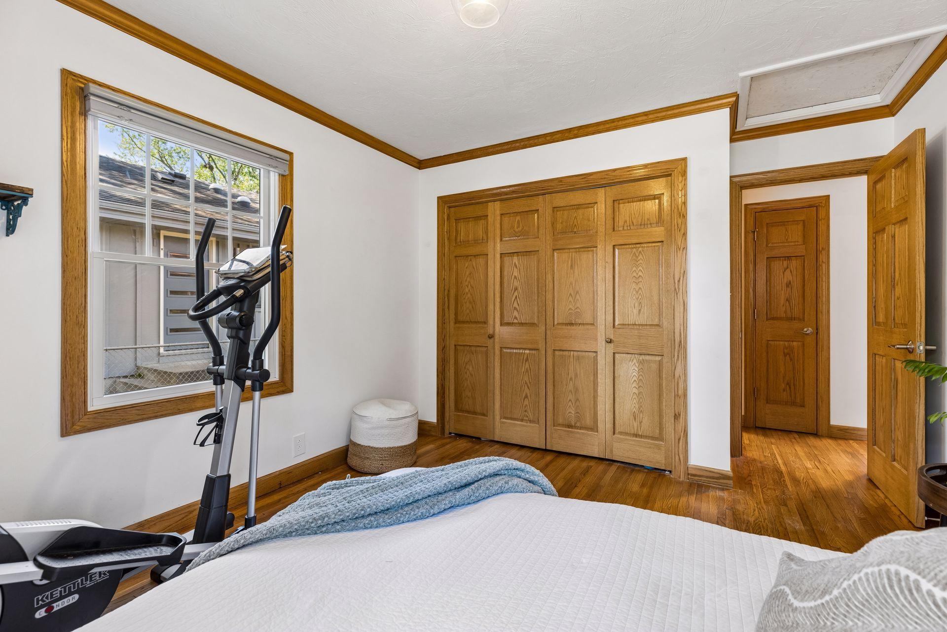 View of Residential at 5950 Upton Avenue, Minneapolis MN 55410, Minneapolis (23 of 39) - Mike Wilen | Minnesota Team Real Estate