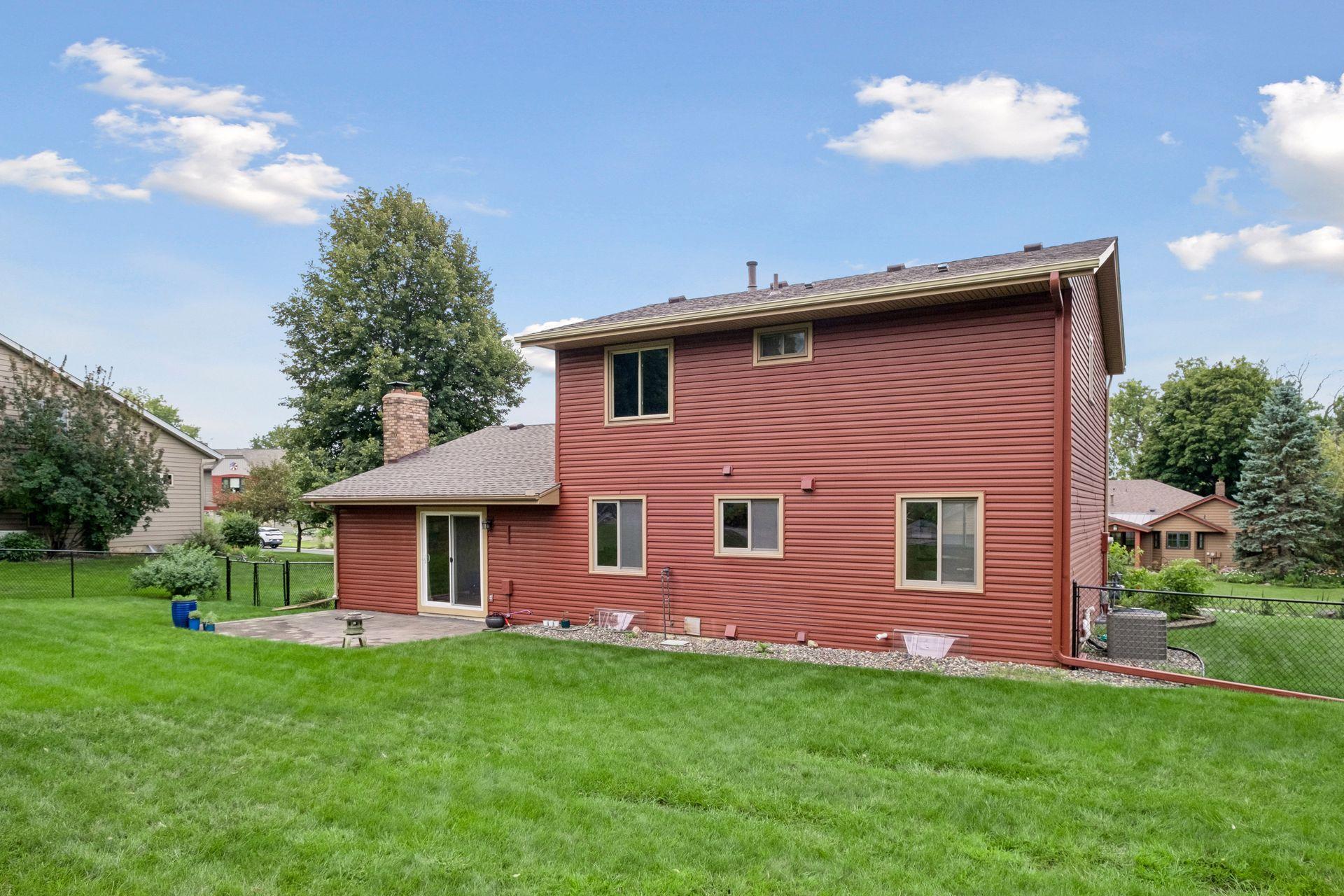 View of Residential at 1667 Sherwood Way, Eagan MN 55122, Eagan (39 of 45) - Mike Wilen | Minnesota Team Real Estate