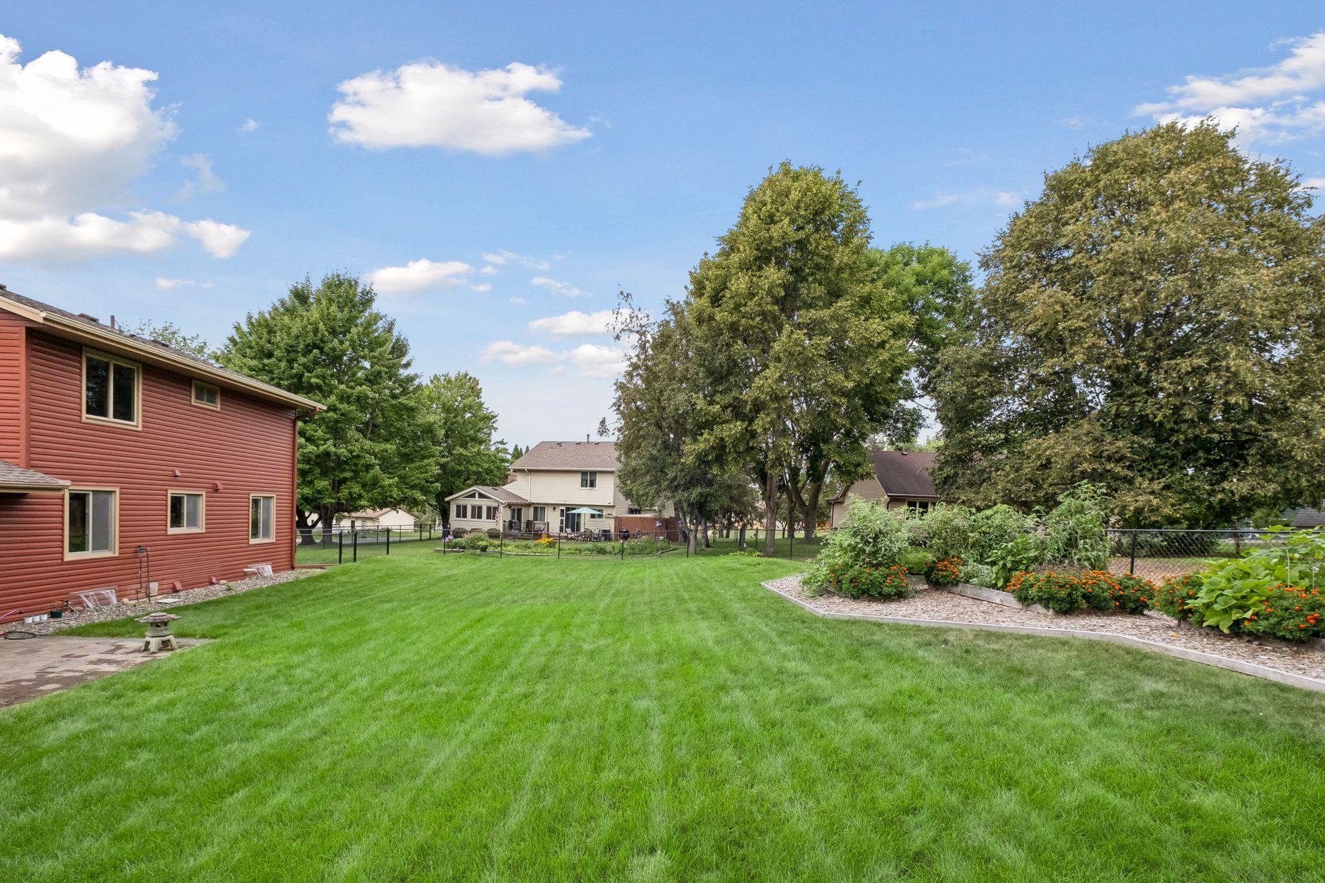View of Residential at 1667 Sherwood Way, Eagan MN 55122, Eagan (38 of 45) - Mike Wilen | Minnesota Team Real Estate