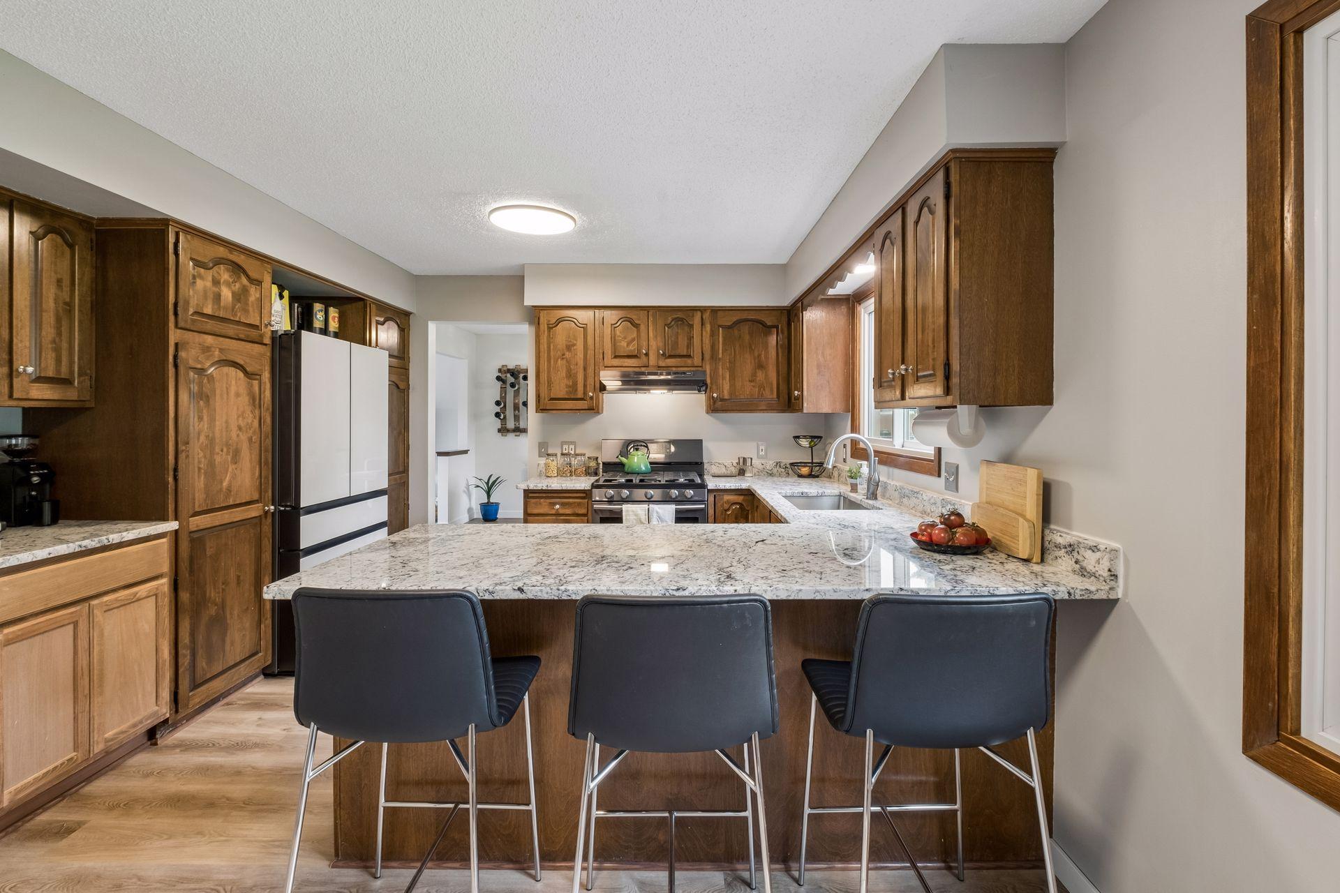 View of Residential at 1667 Sherwood Way, Eagan MN 55122, Eagan (14 of 45) - Mike Wilen | Minnesota Team Real Estate
