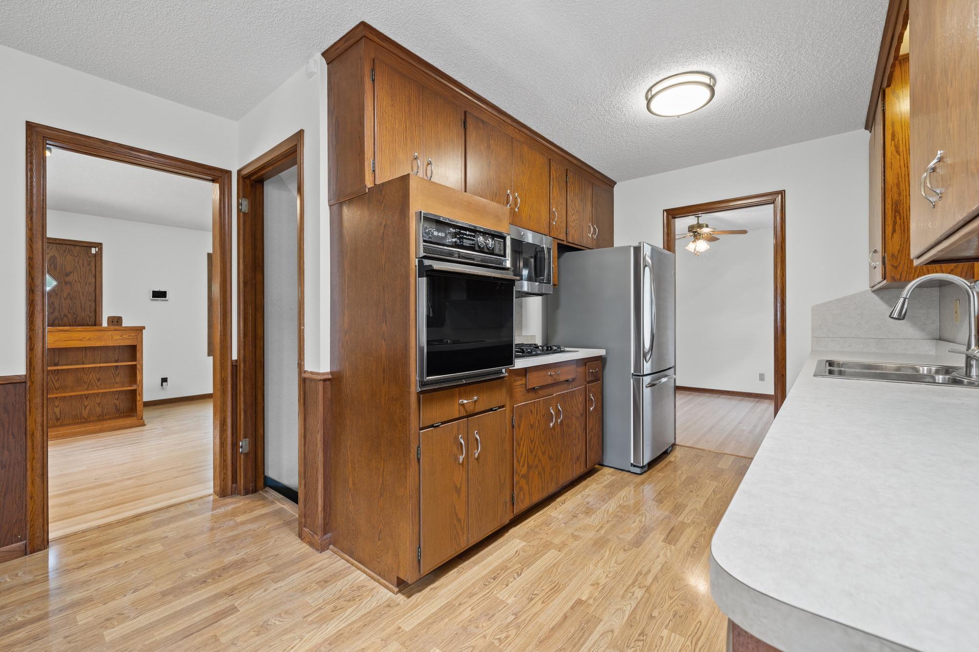 View of Residential at 8209 Knox Avenue, Bloomington MN 55431, Bloomington (15 of 39) - Mike Wilen | Minnesota Team Real Estate