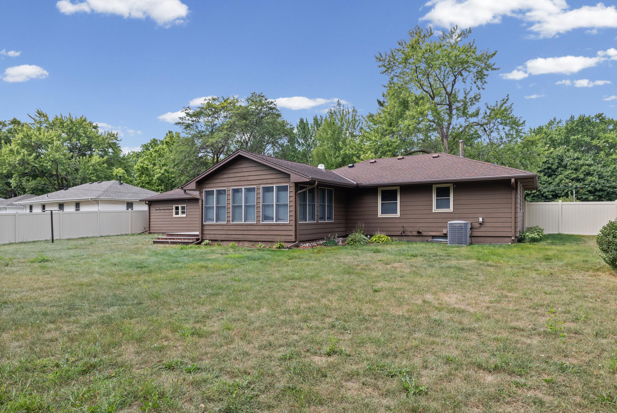 View of Residential at 8209 Knox Avenue, Bloomington MN 55431, Bloomington (35 of 39) - Mike Wilen | Minnesota Team Real Estate