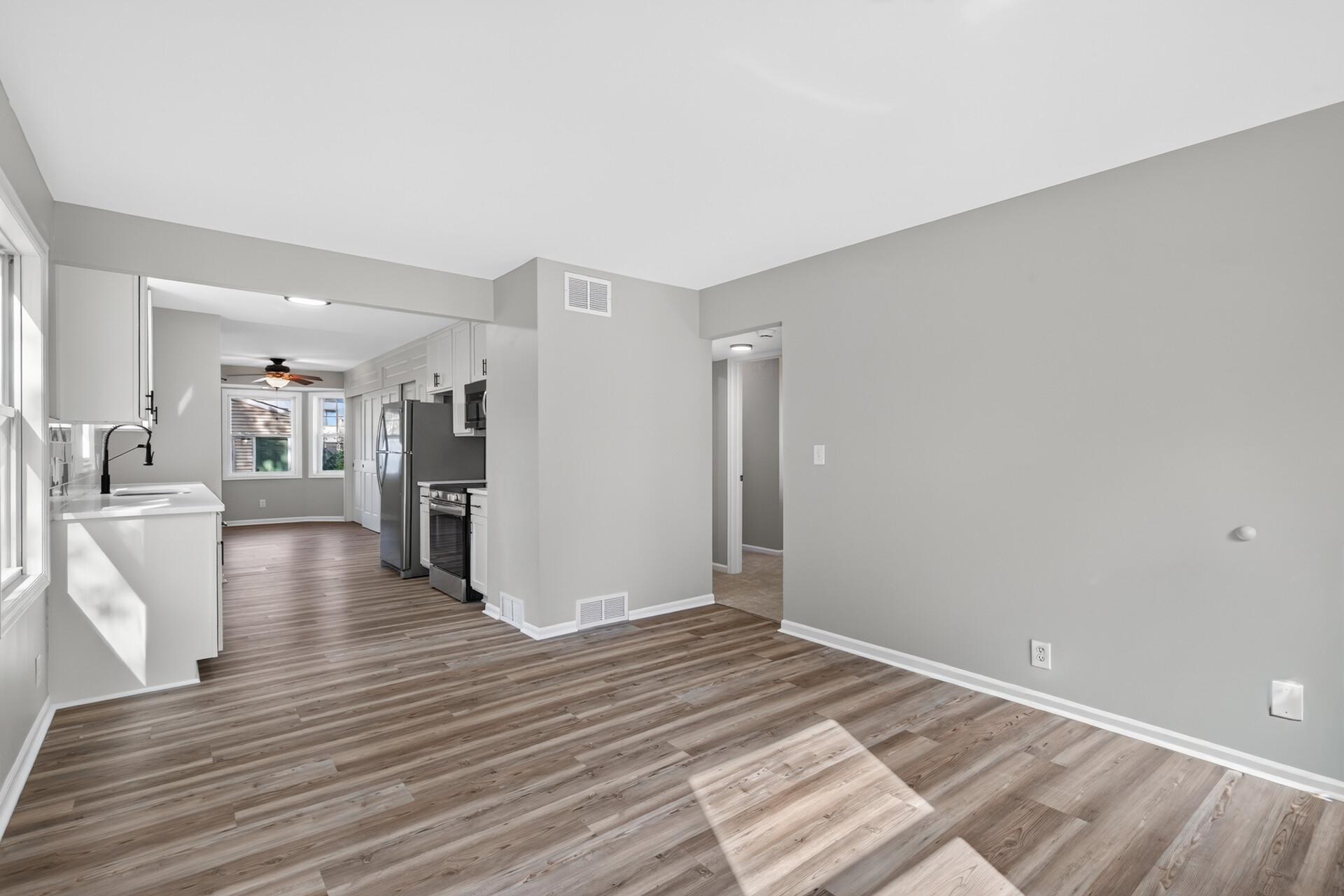 View of Residential at 3120 Utah Avenue, Saint Louis Park MN 55426, Saint Louis Park (7 of 37) - Mike Wilen | Minnesota Team Real Estate