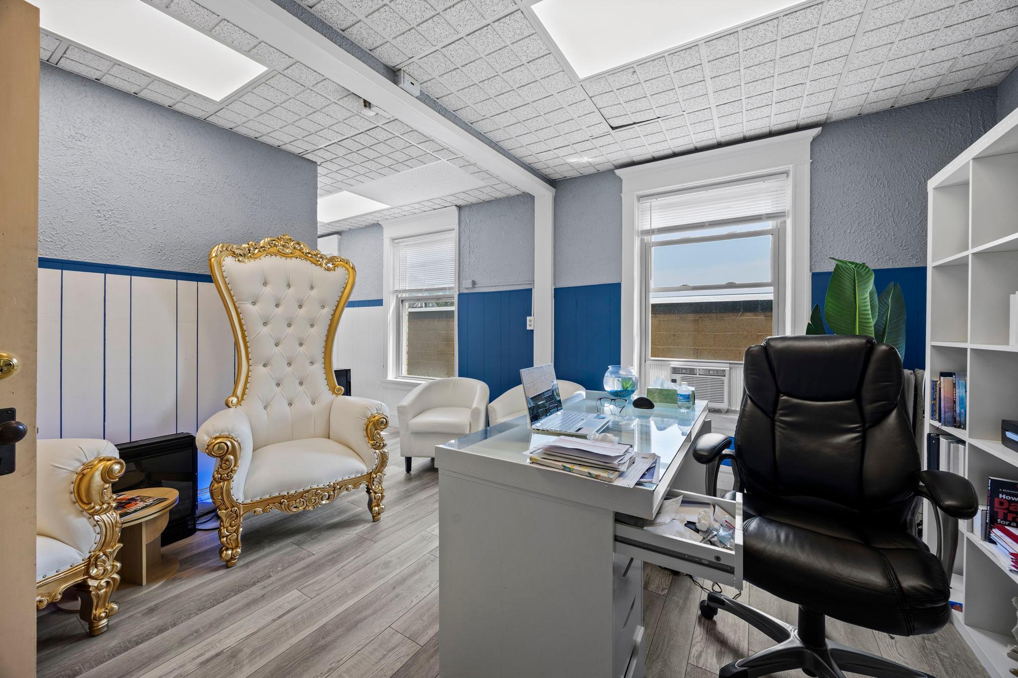 View of Commercial Sale at 1533 University Avenue, Saint Paul MN 55104, Saint Paul (13 of 28) - Mike Wilen | Minnesota Team Real Estate