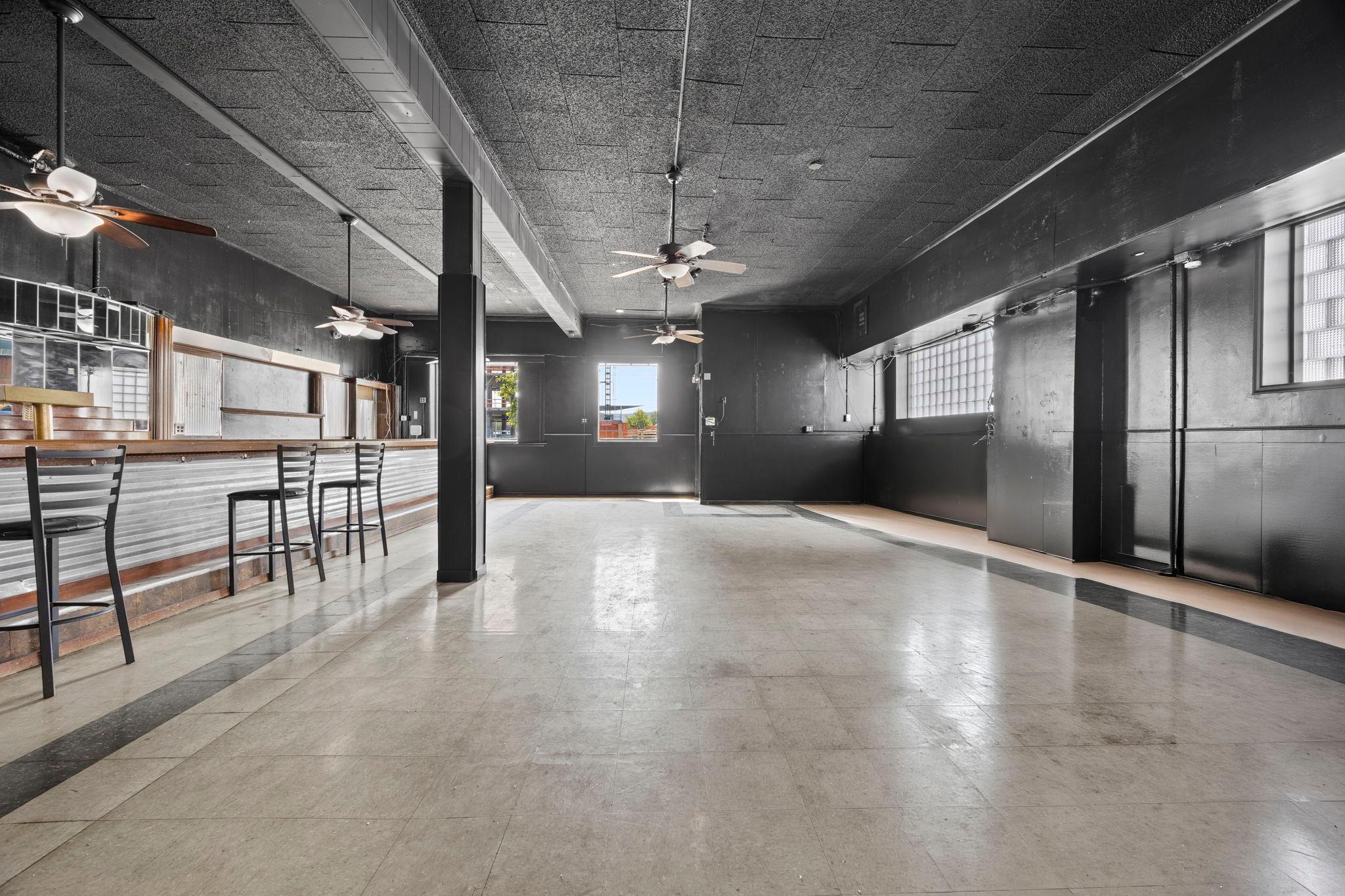 View of Commercial Sale at 1533 University Avenue, Saint Paul MN 55104, Saint Paul (8 of 28) - Mike Wilen | Minnesota Team Real Estate